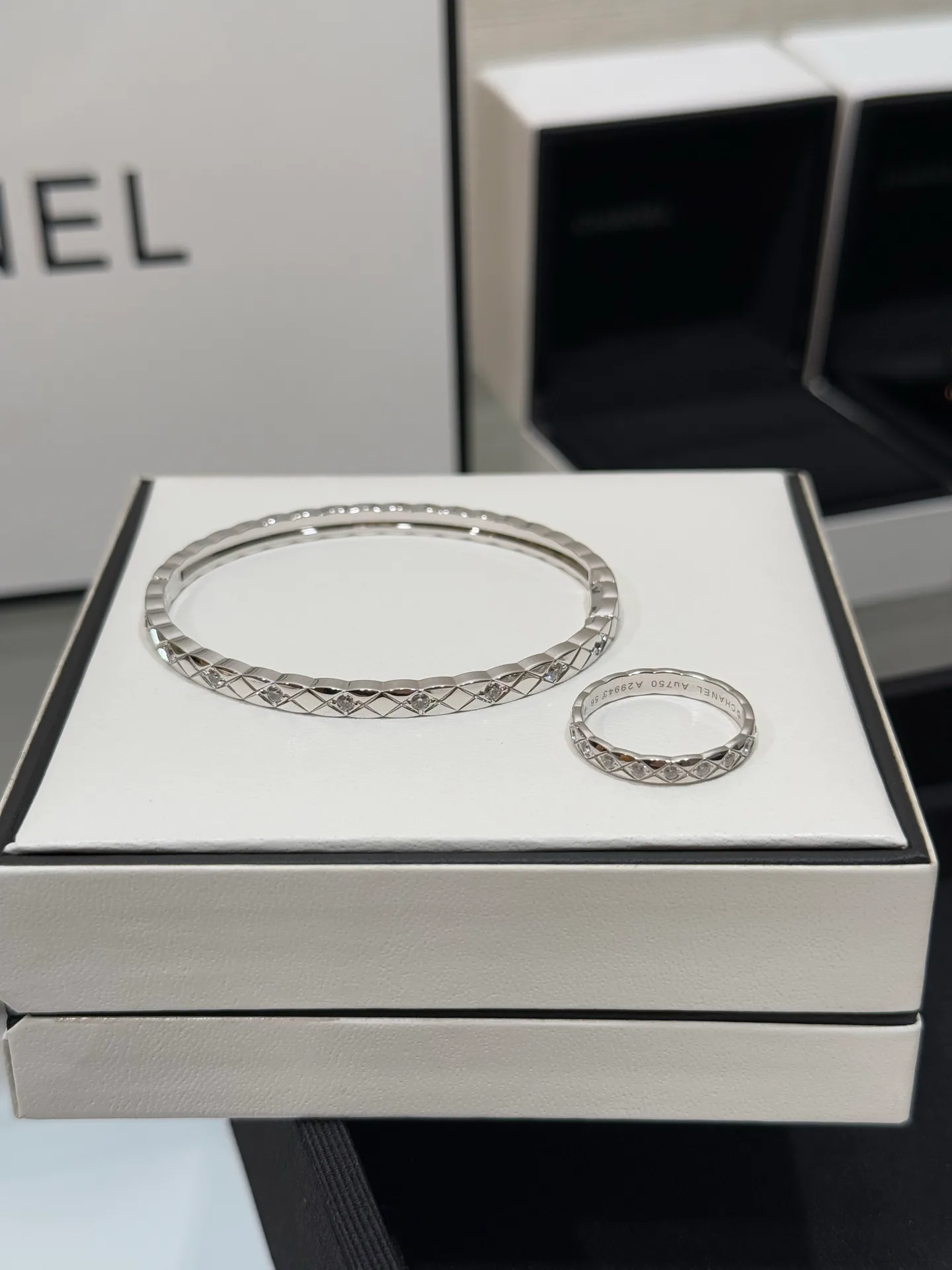 Бижутерия Chanel 16968916