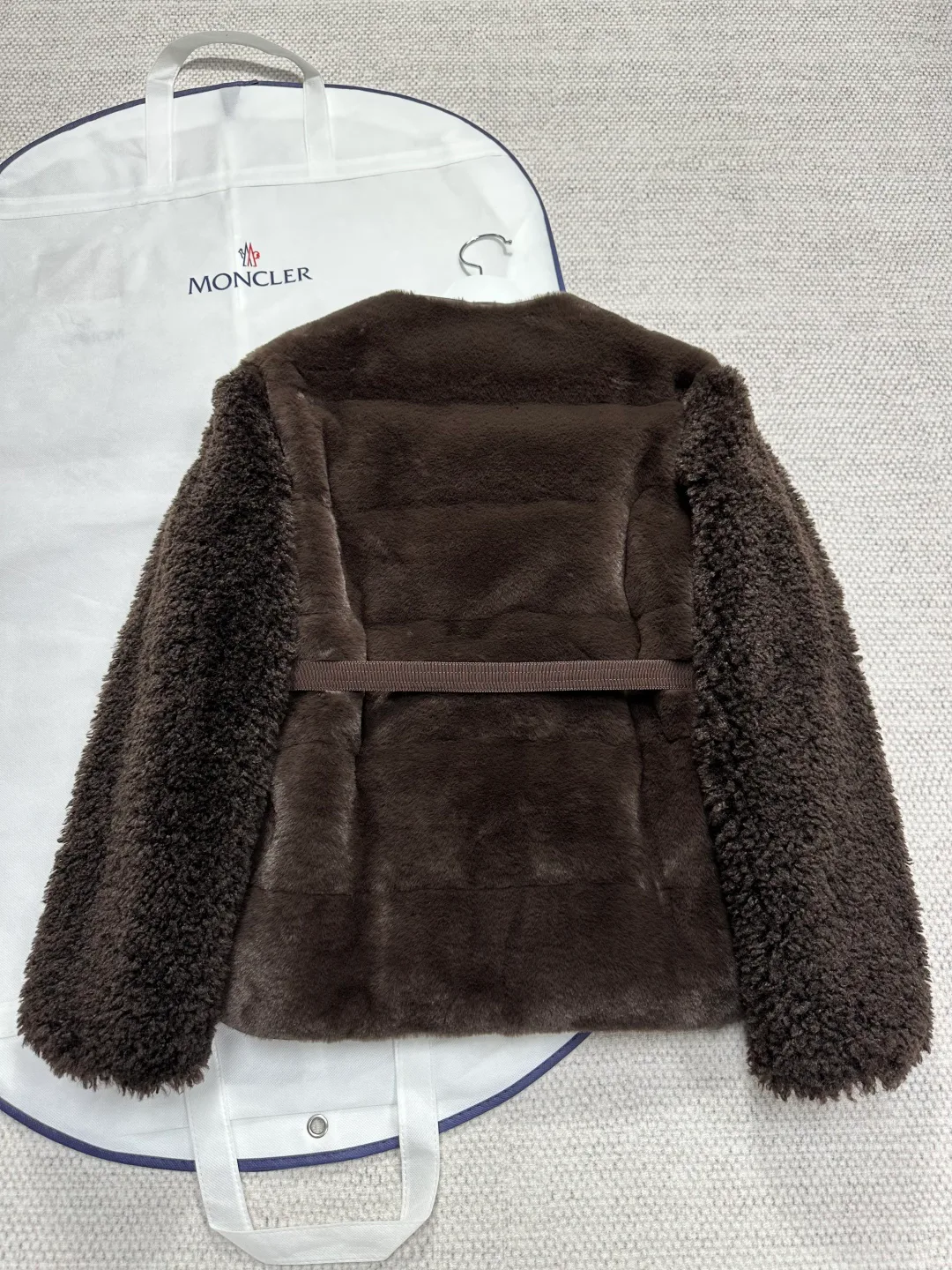 Куртки И Пуховики Женские Moncler 106599