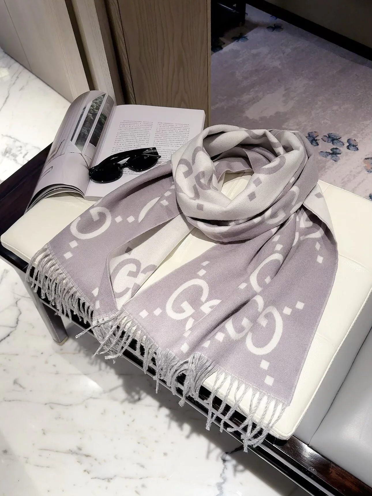 Шарфы Gucci 18322587