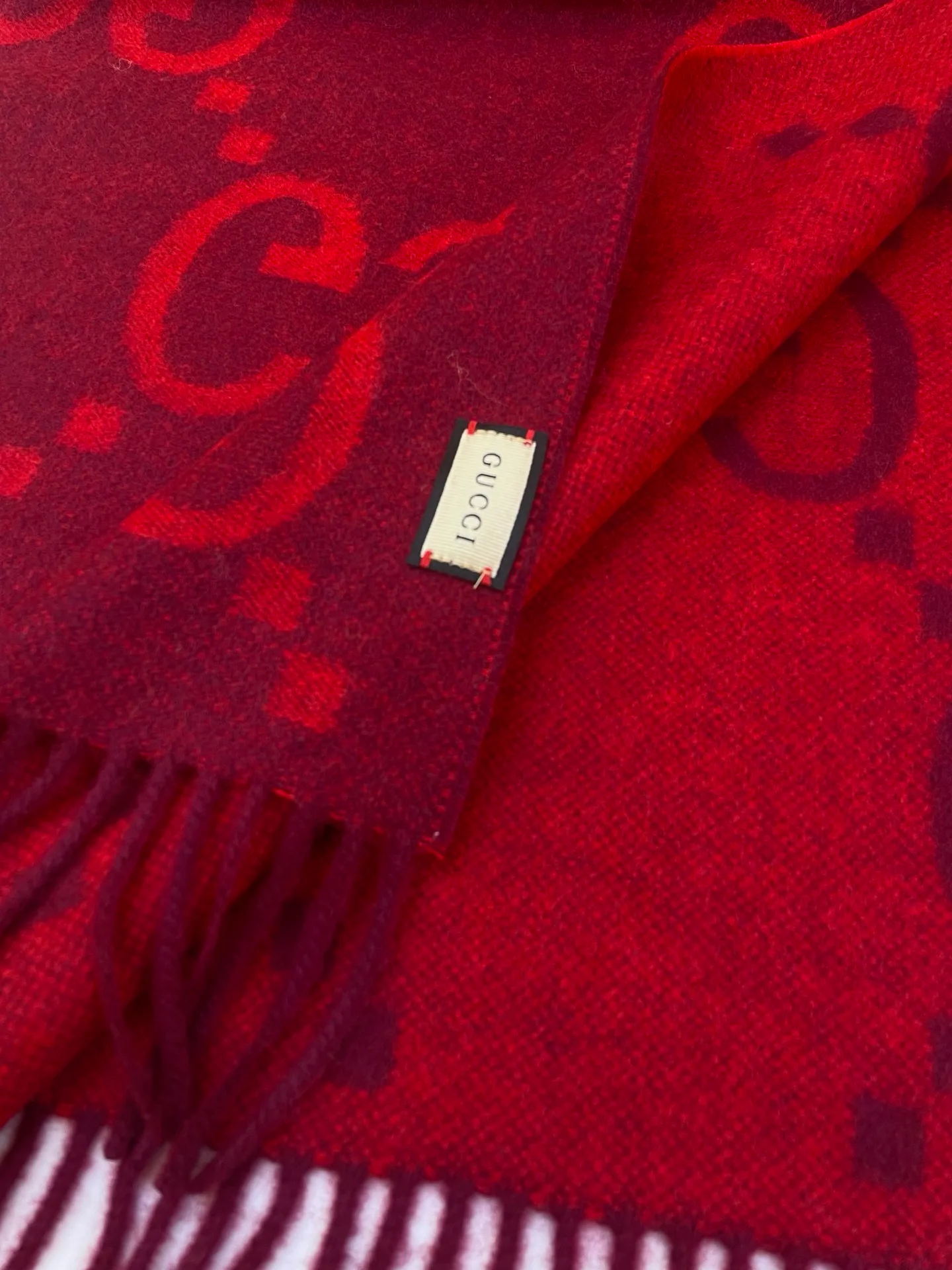 Шарфы Gucci 703033