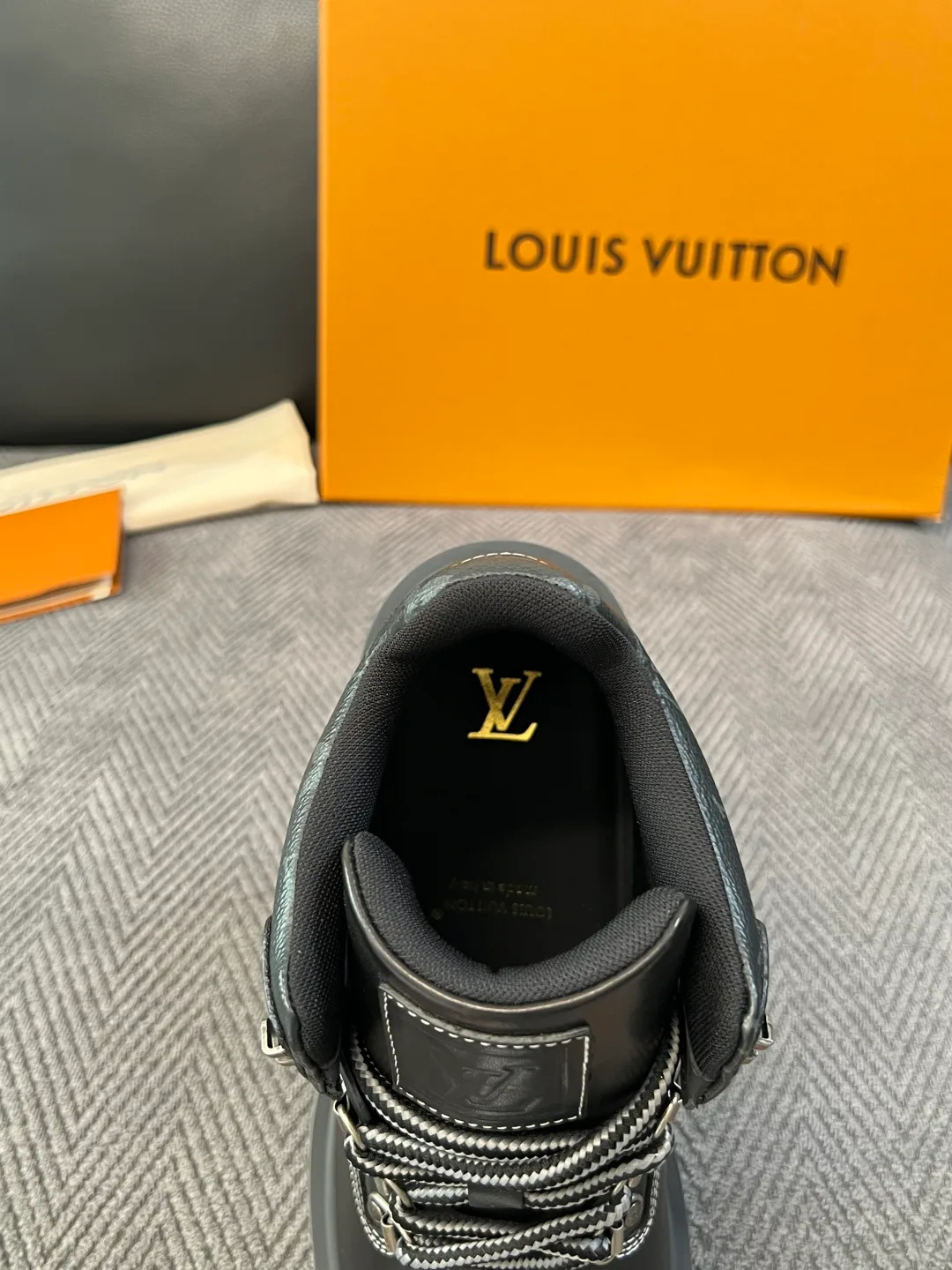 Ботинки Мужские Louis Vuitton 18417475