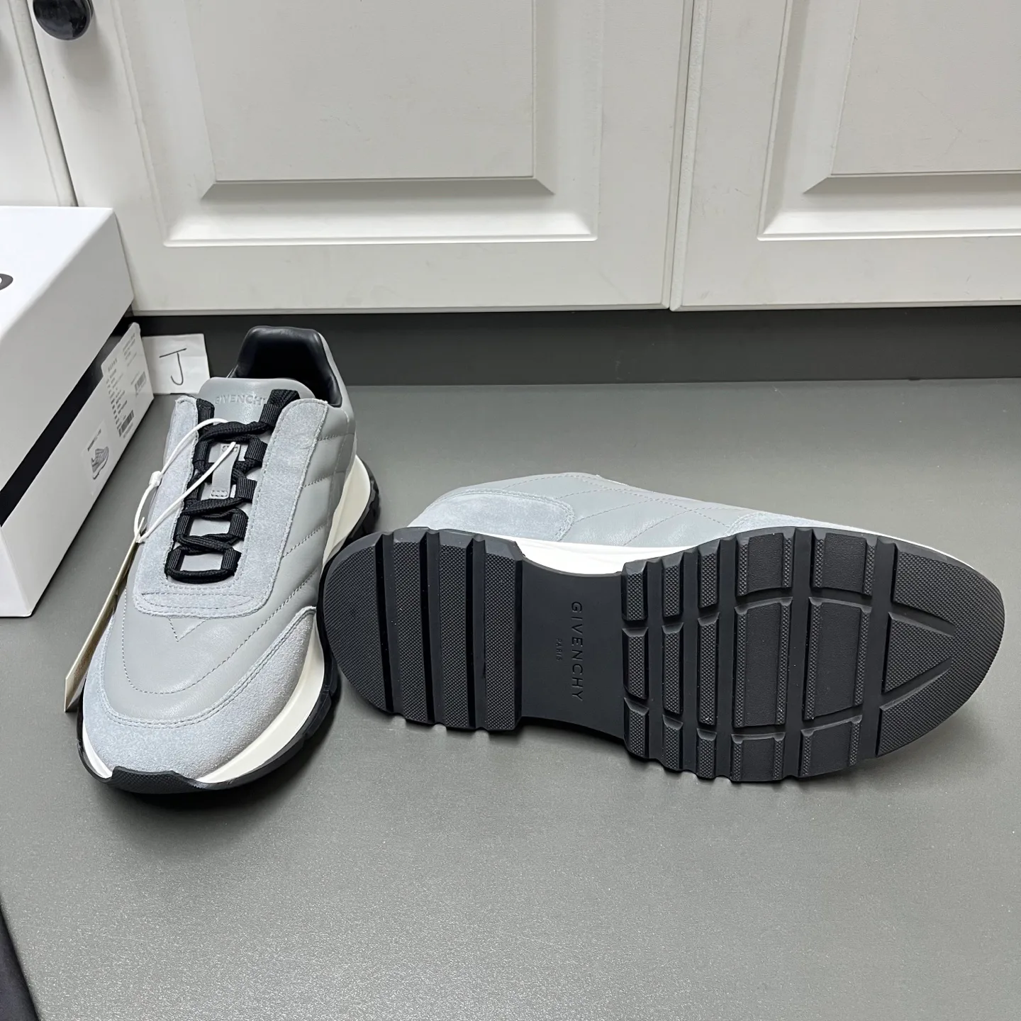 Кроссовки Мужские Givenchy 2575563