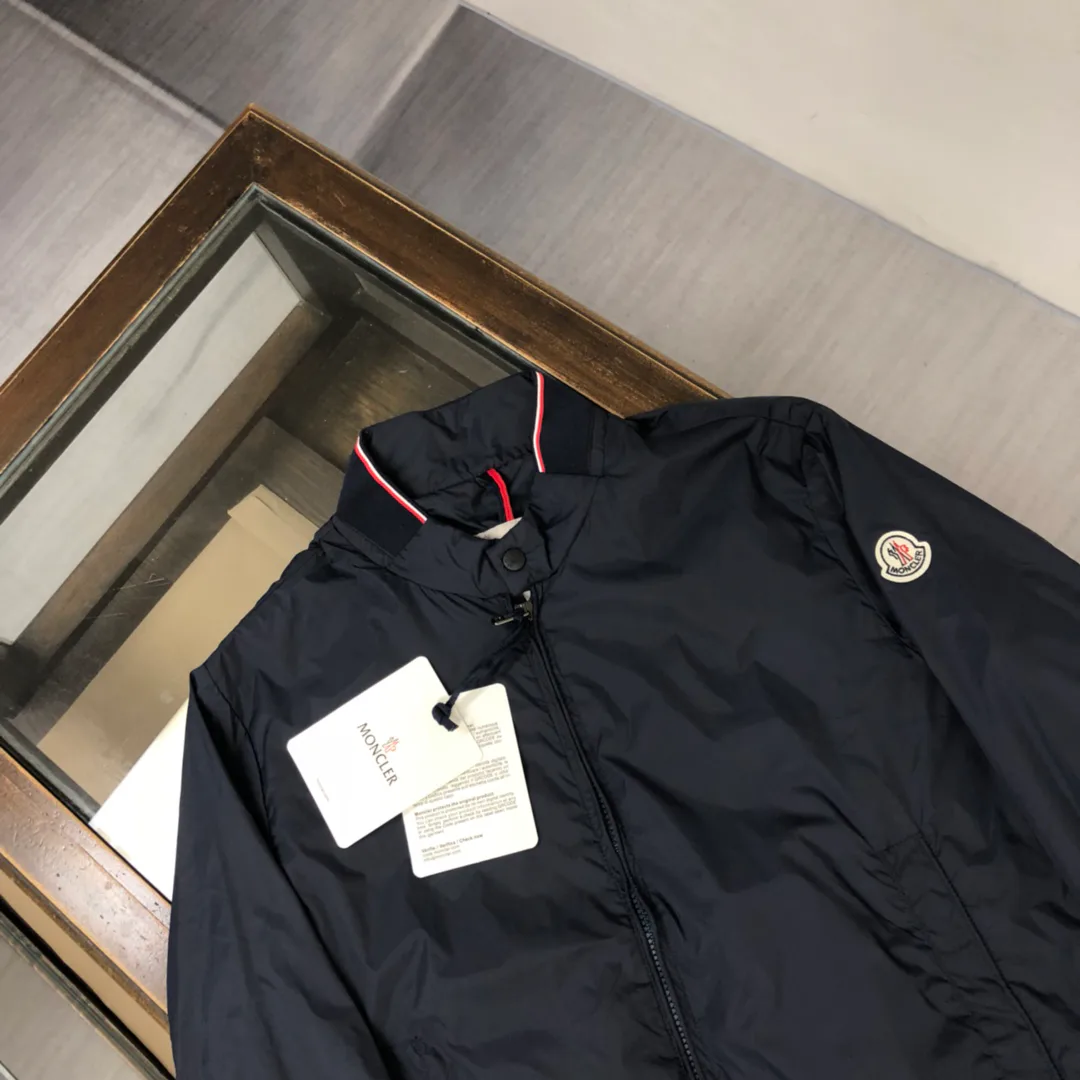 Куртки И Пуховики Женские Moncler 9906953
