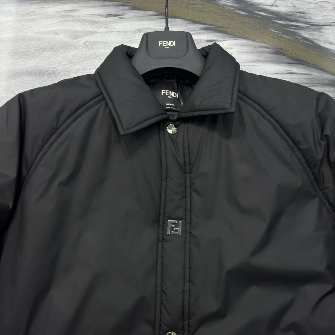 Куртки И Пуховики Мужские Fendi 390103