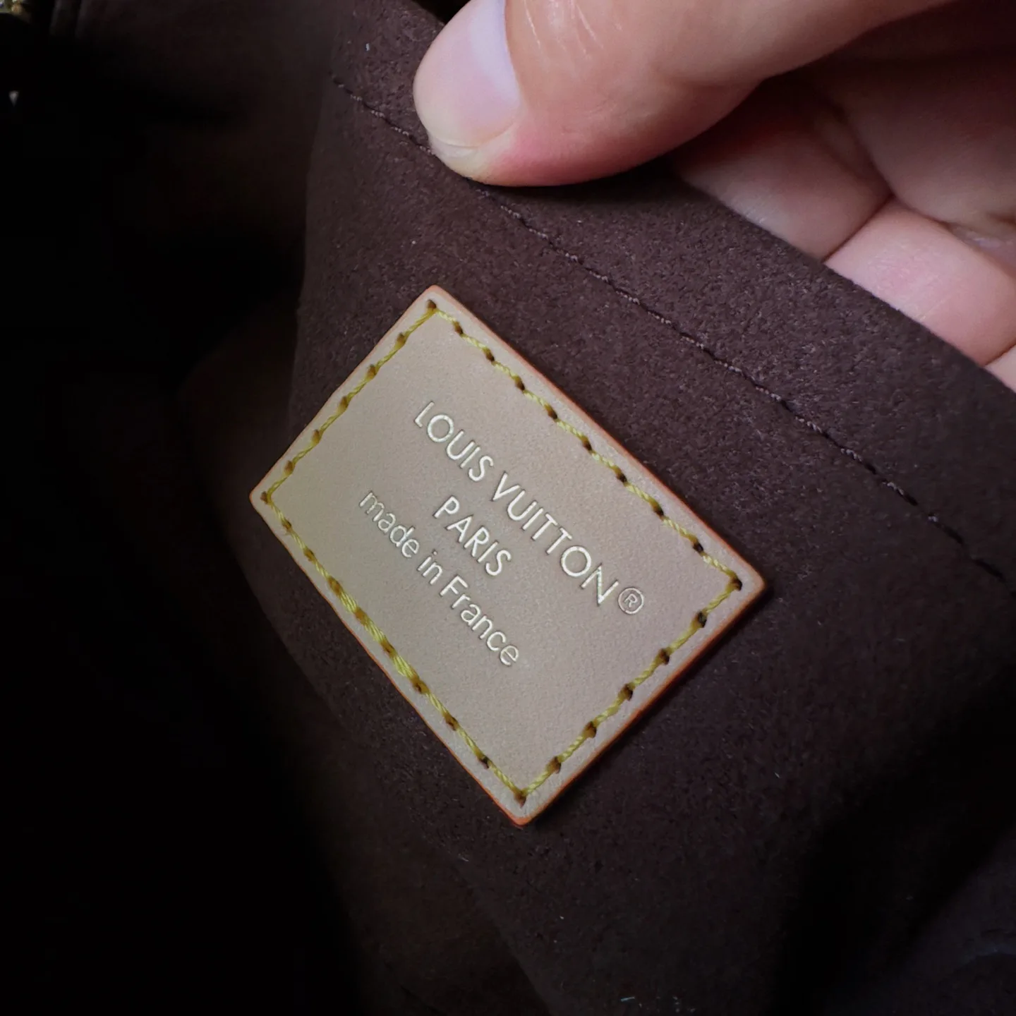 Классические Сумки Женские Louis Vuitton 17498635