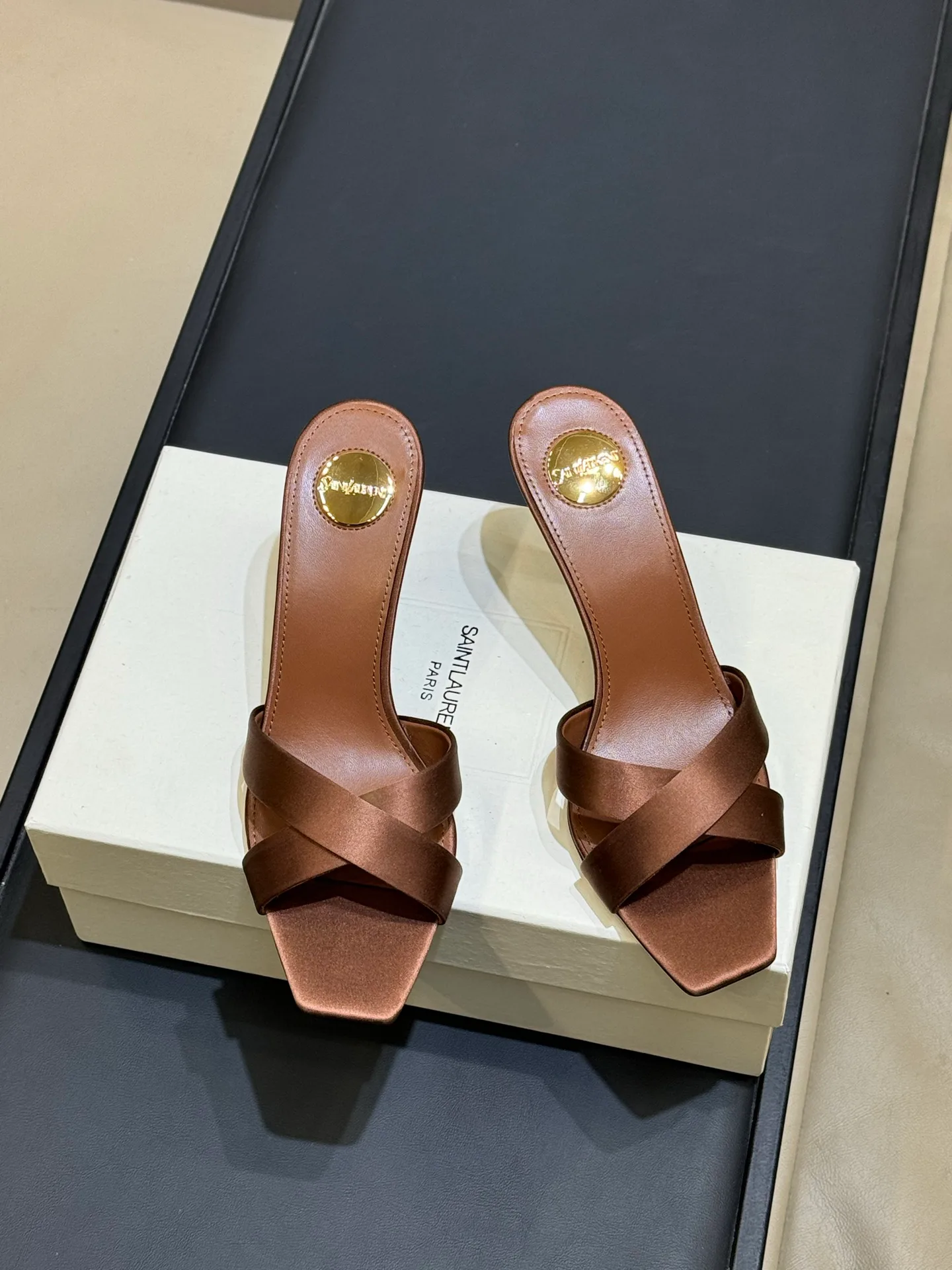 Босоножки Женские Saint Laurent 11892865