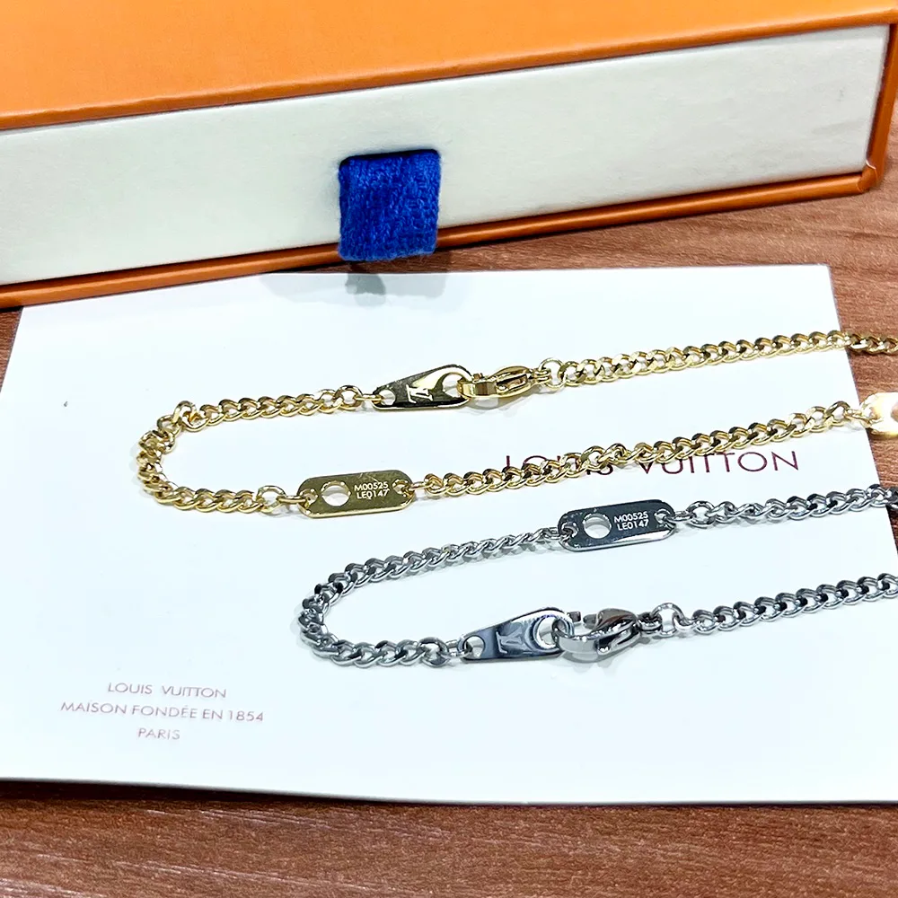 Бижутерия Louis Vuitton 1244