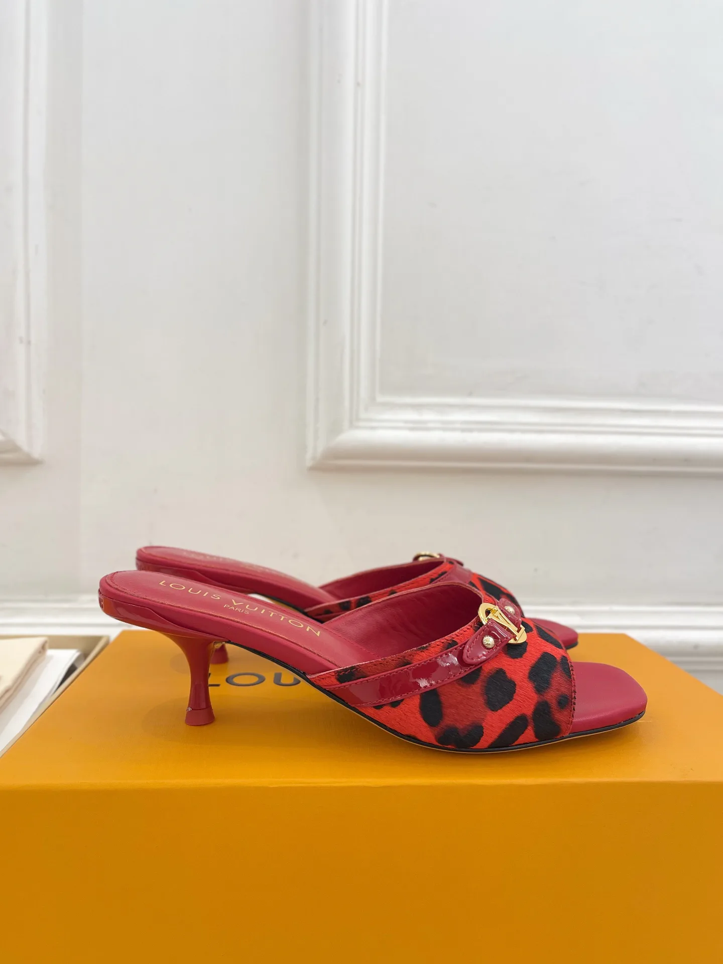 Туфли Женские Louis Vuitton 11458172