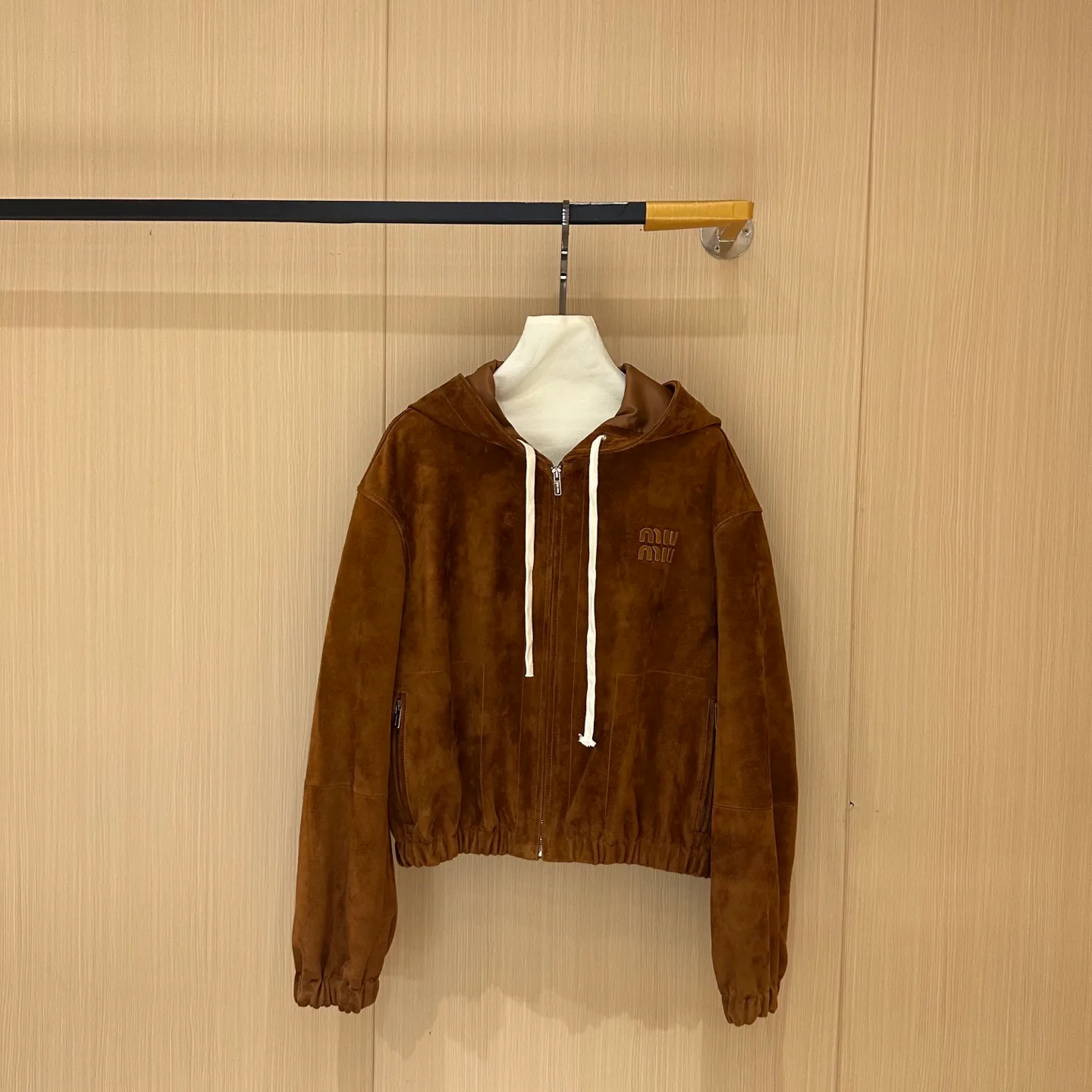 Кожаные Куртки И Дублёнки Женские Miu Miu 13458780