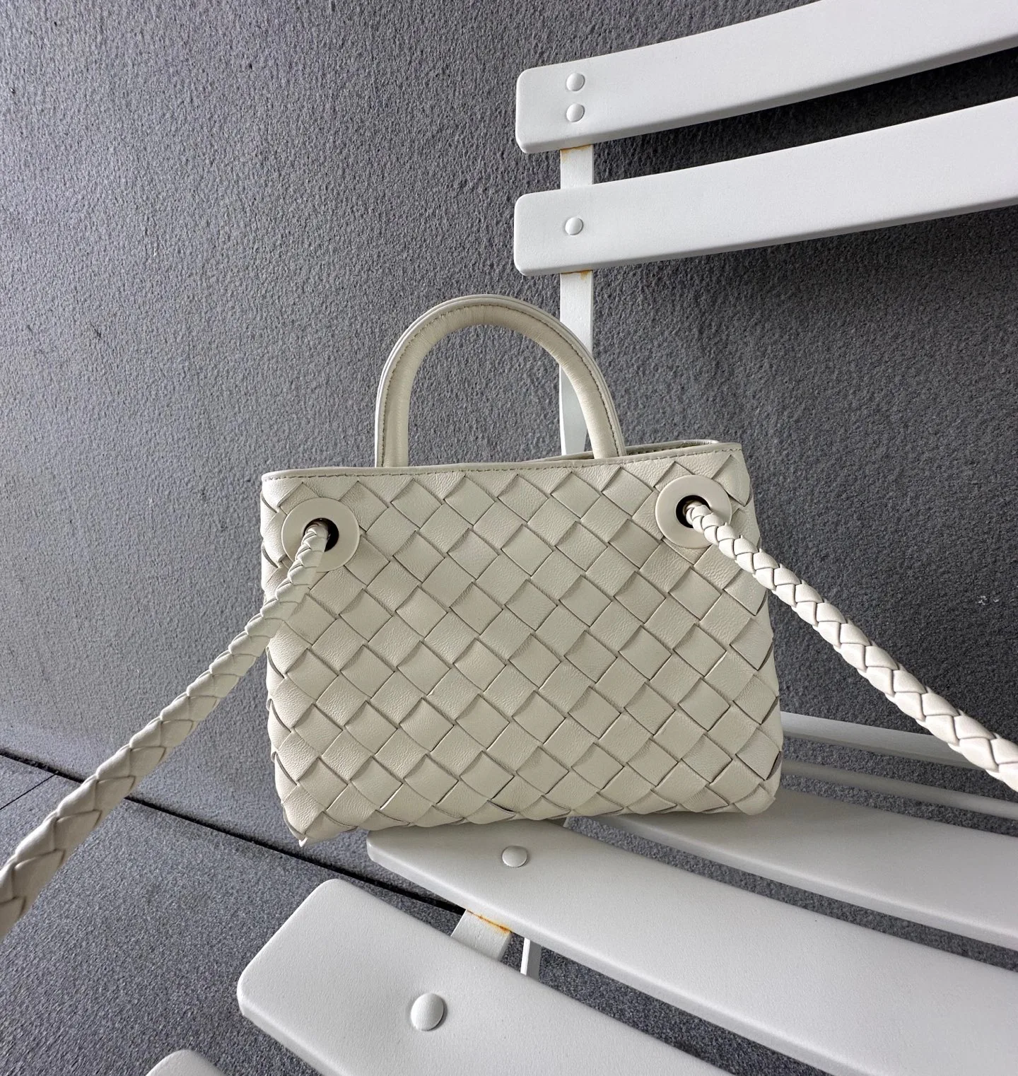Классические Сумки Женские Bottega Veneta 16940512