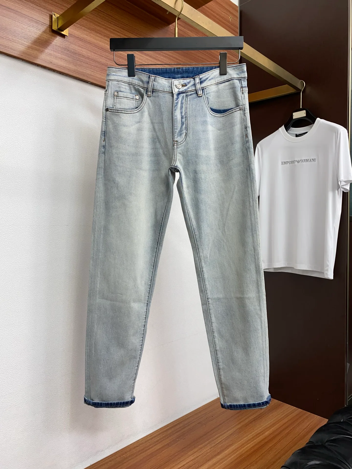 Джинсы Мужские Burberry 11684053