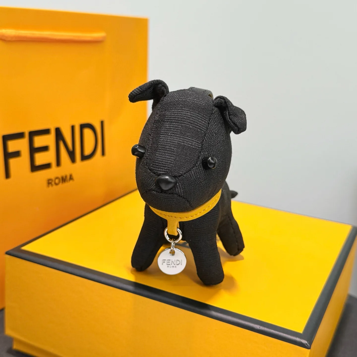 Ключницы Fendi 6348684