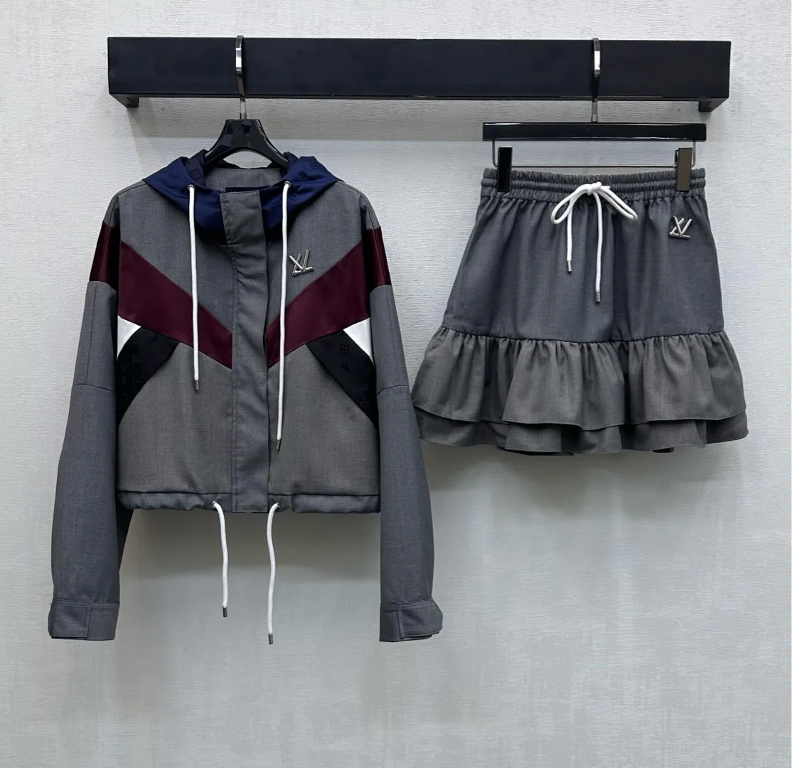 Юбки Женские Louis Vuitton 1267556