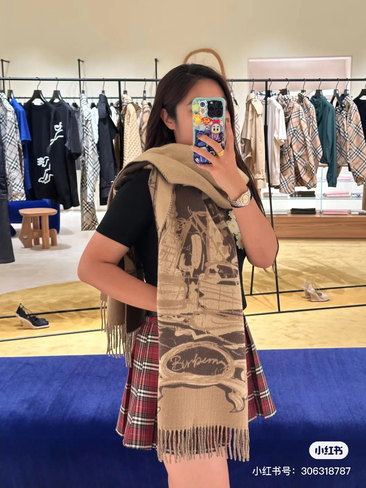 Шарфы Burberry 2211