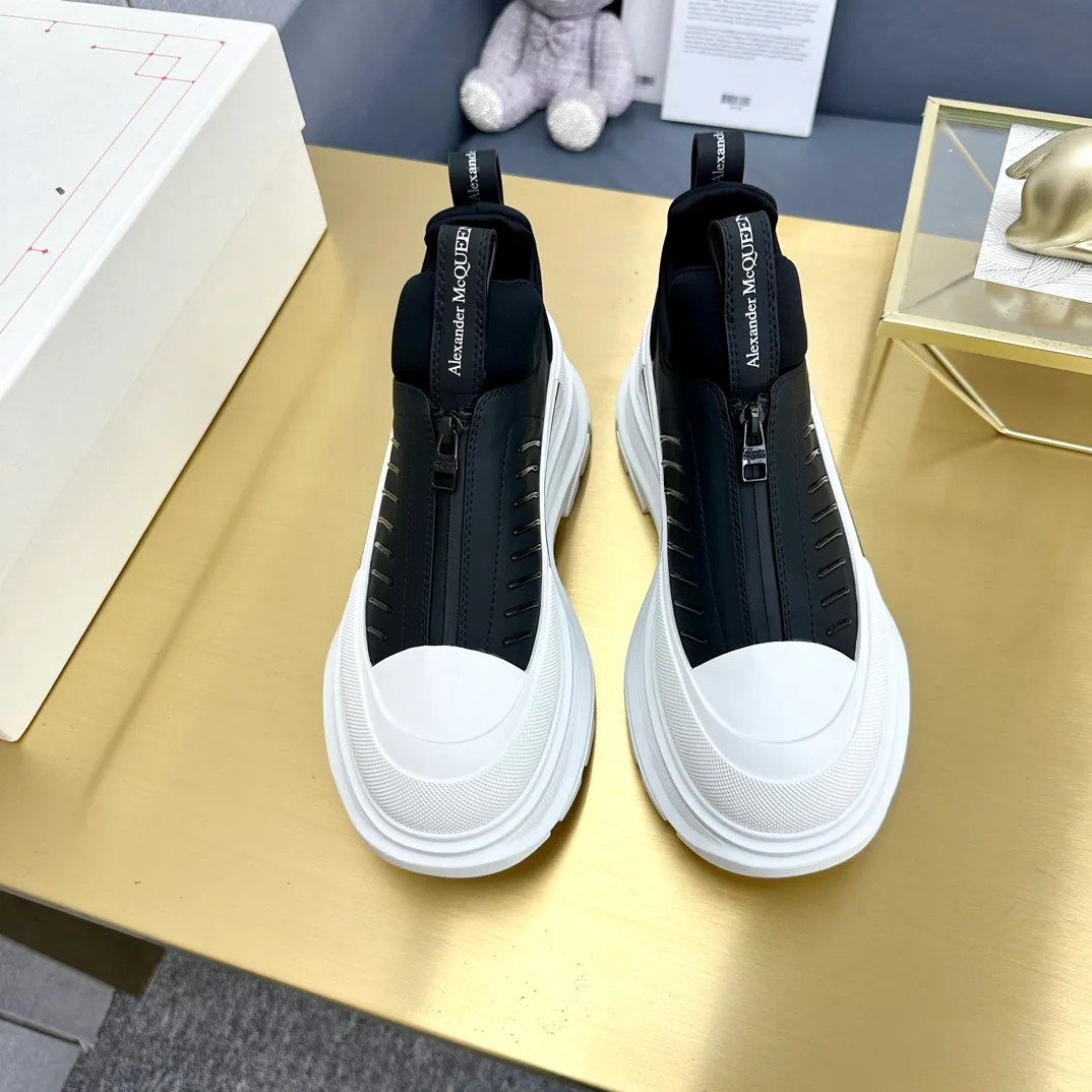 Кроссовки Женские Alexander Mcqueen 18397476