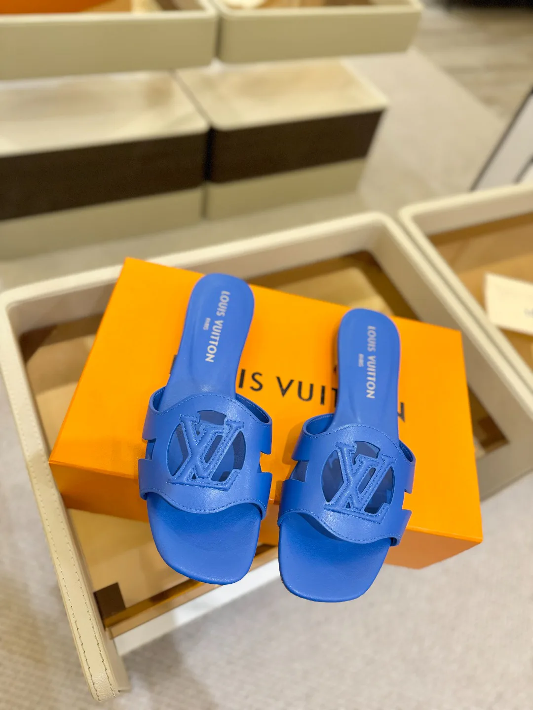 Сандалии Женские Louis Vuitton 9623531