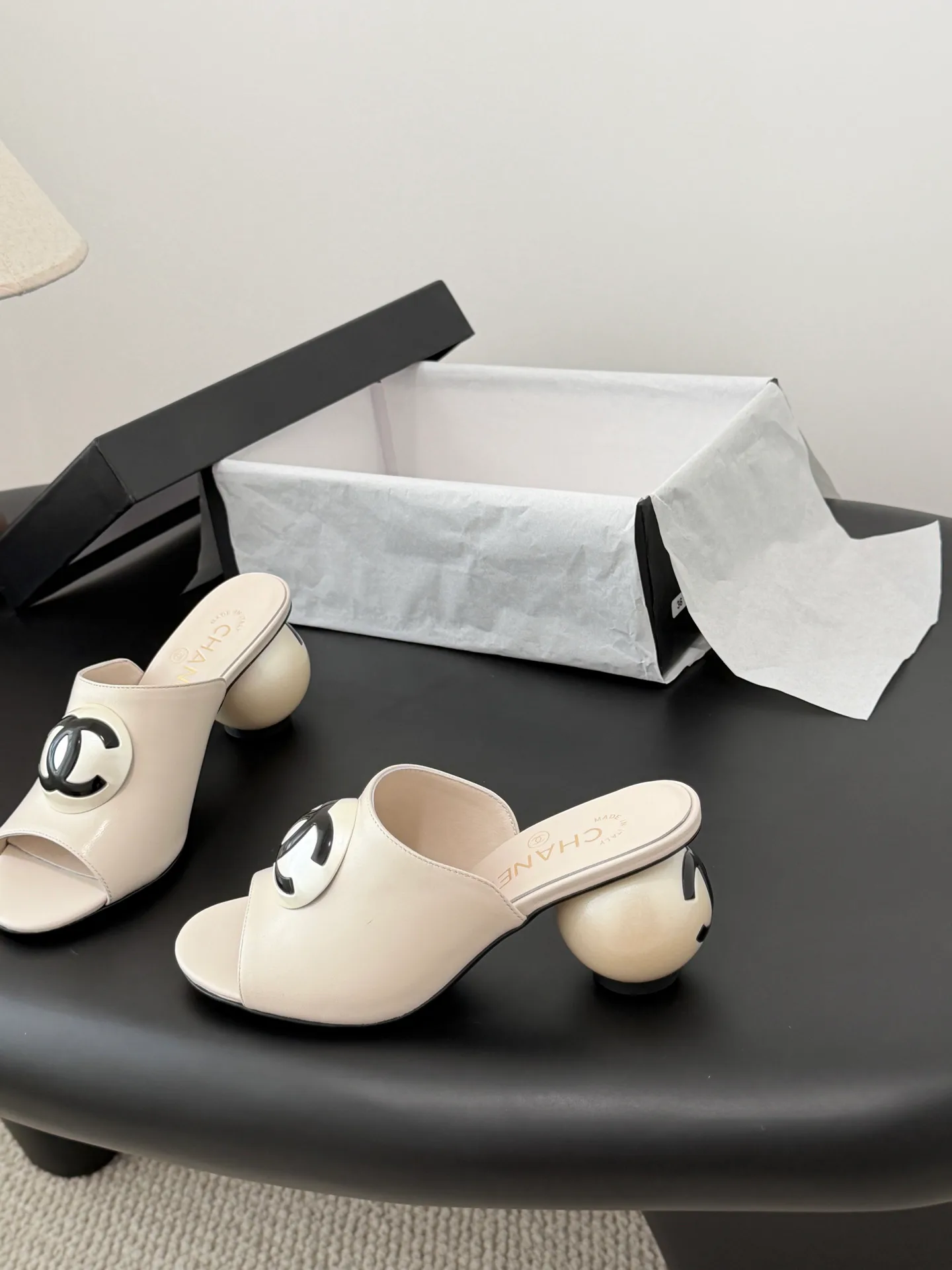 Босоножки Женские Chanel 10997487