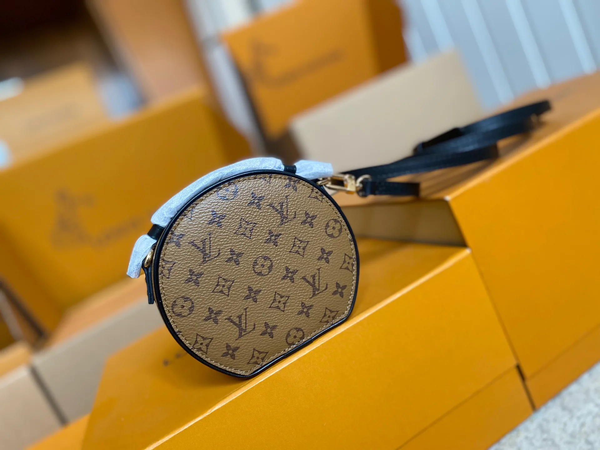 Сумки На Ремне Женские Louis Vuitton 20449