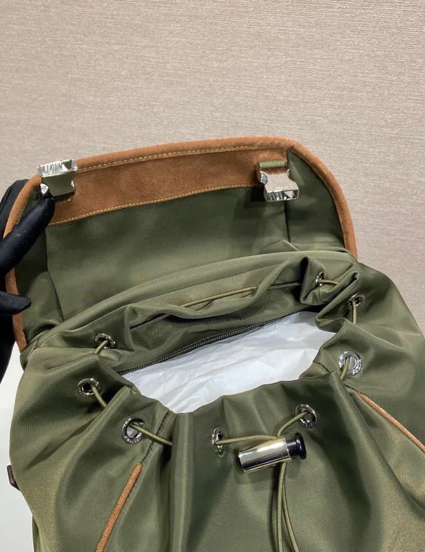 Рюкзаки Женские Prada 18362291