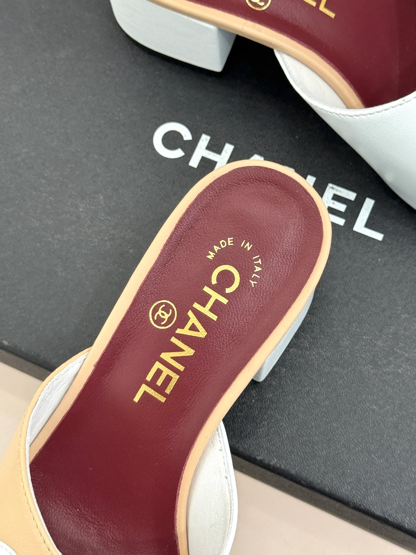 Босоножки Женские Chanel 12693149