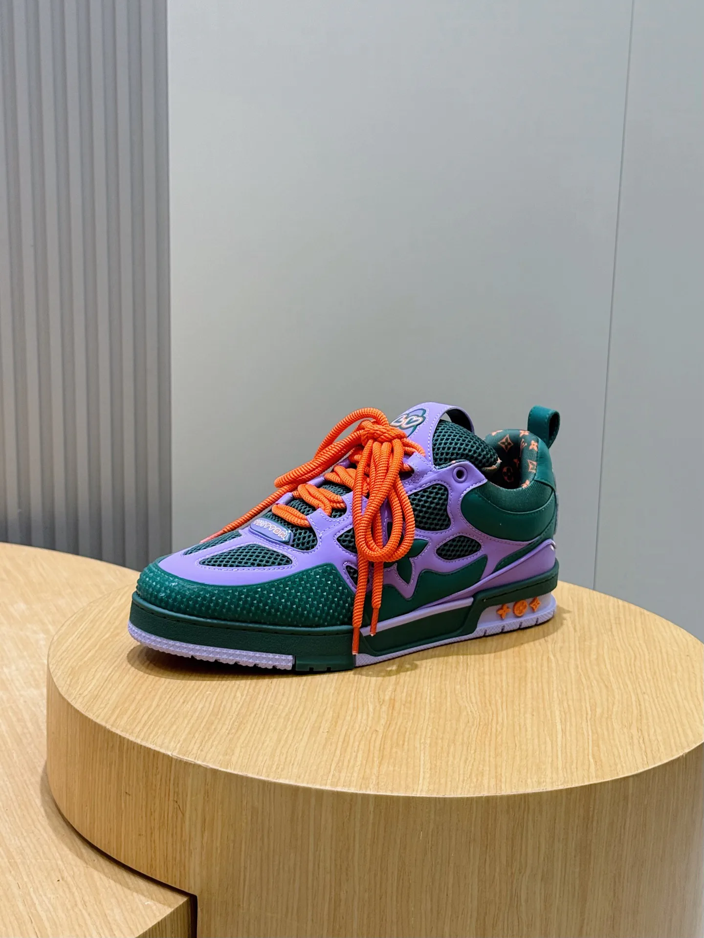 Кроссовки Мужские Louis Vuitton 13563404