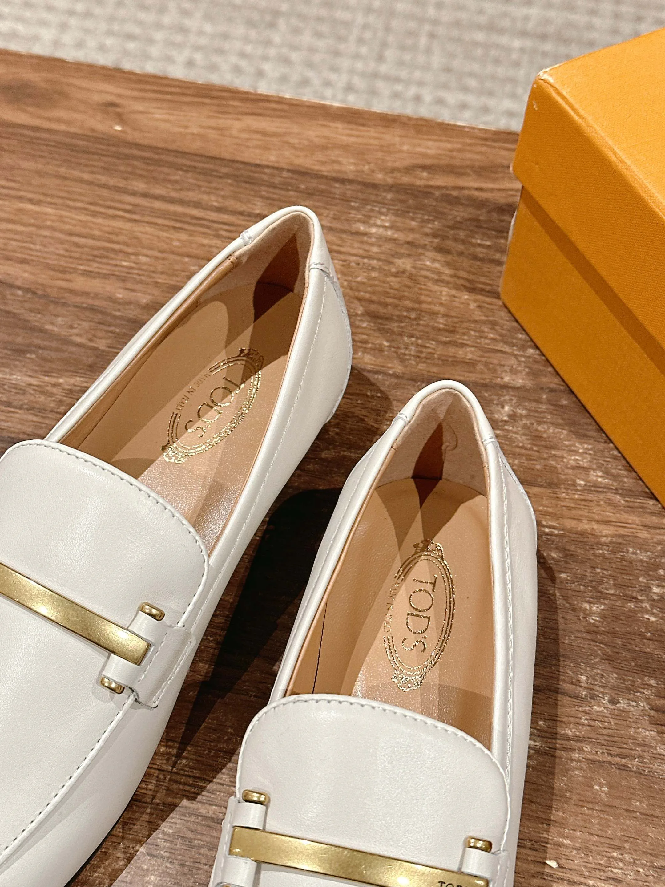 Лоферы Женские Tod's 16823