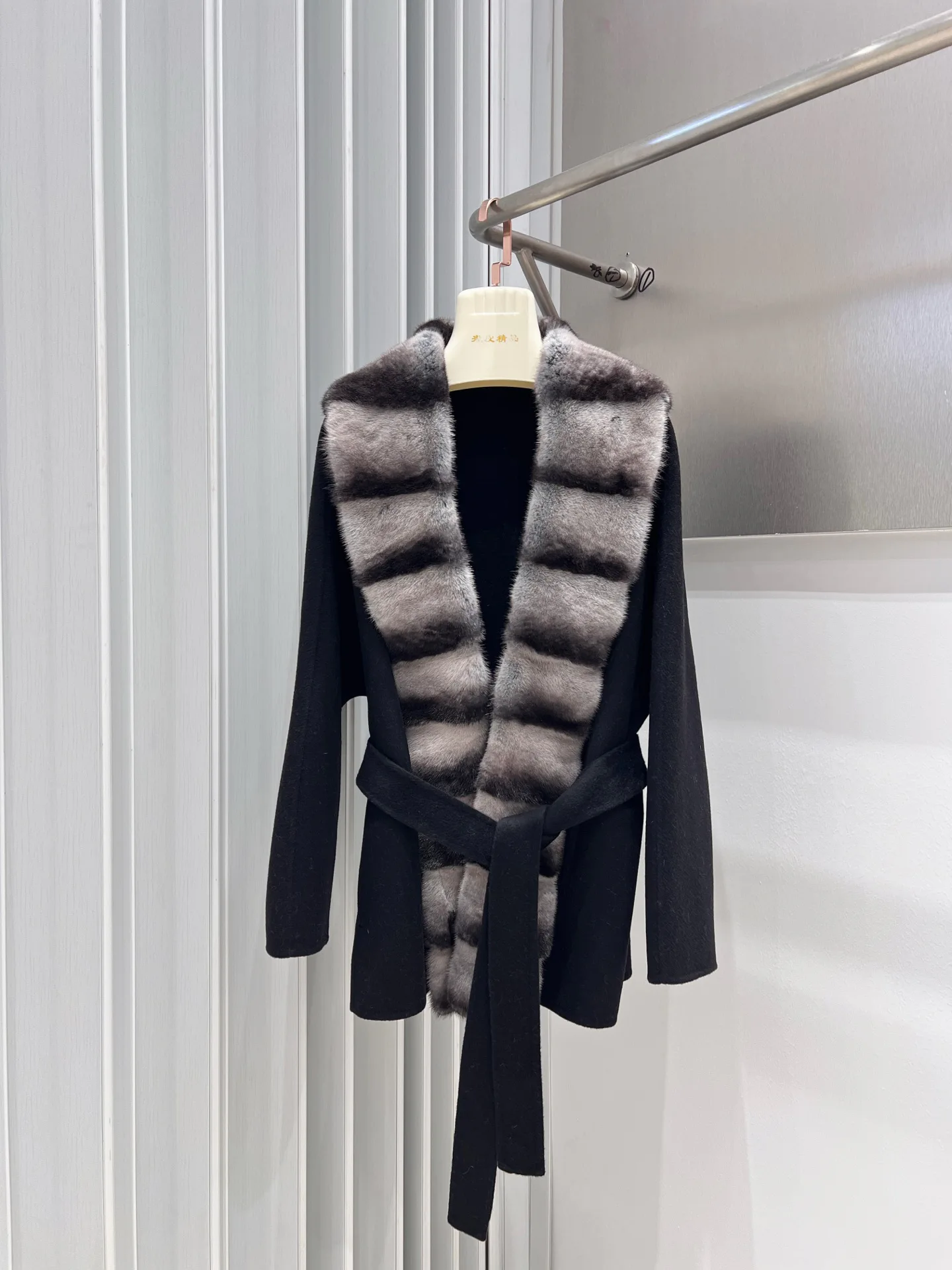 Пальто Женские Loro Piana 18734821