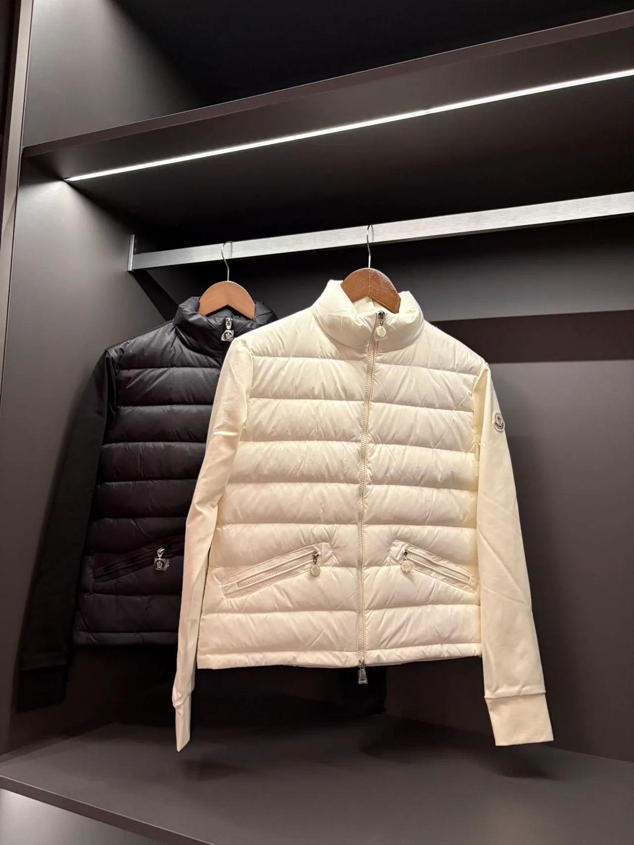 Куртки И Пуховики Женские Moncler 17911356