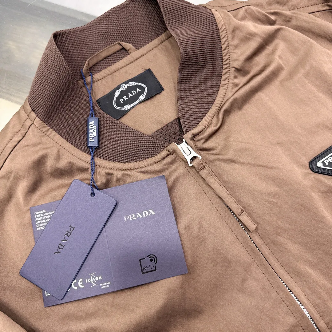 Куртки И Пуховики Мужские Prada 17550789