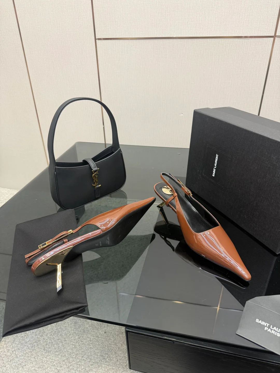 Туфли Женские Saint Laurent 2597114