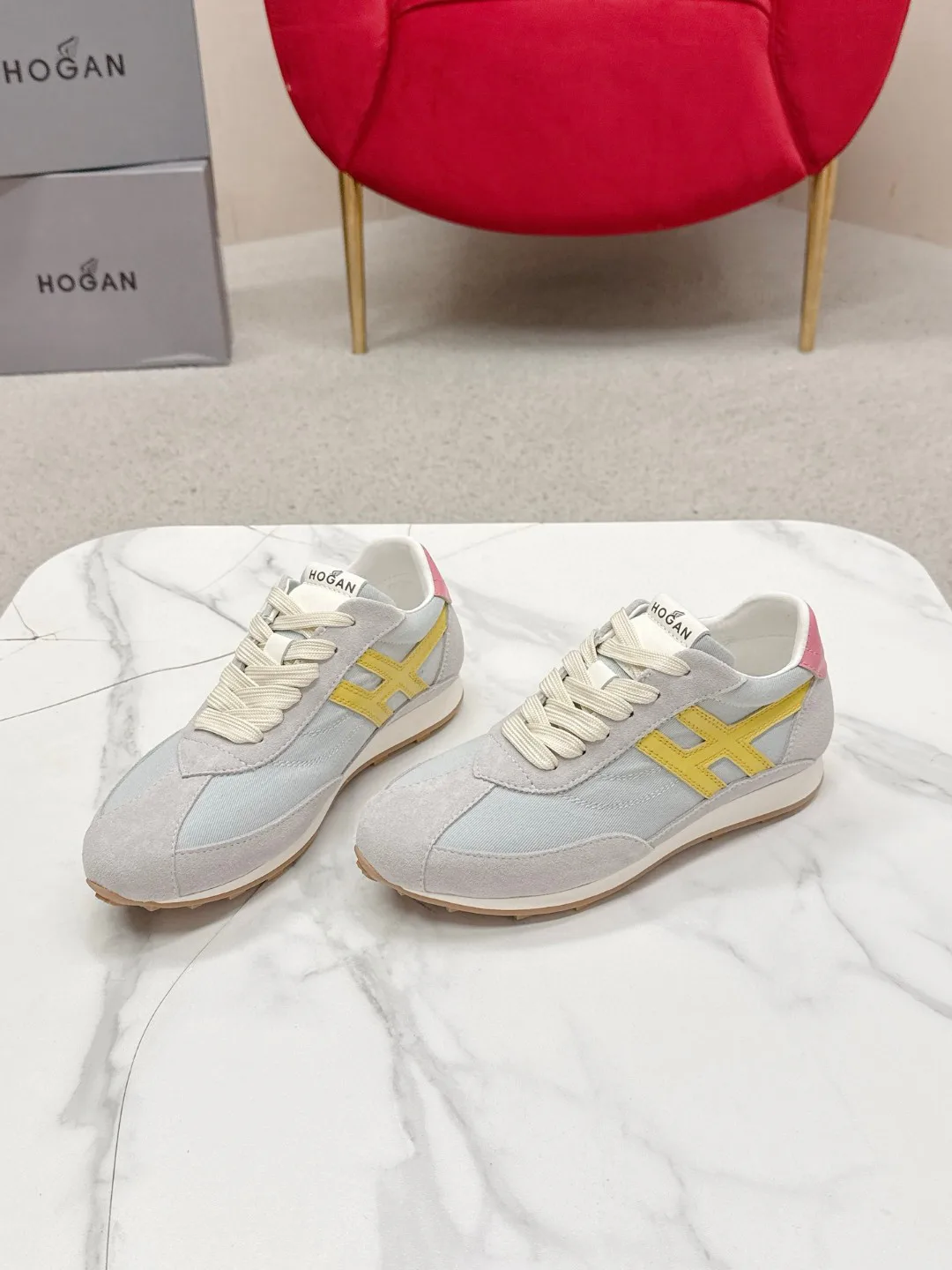 Кроссовки Женские Hogan 13077332