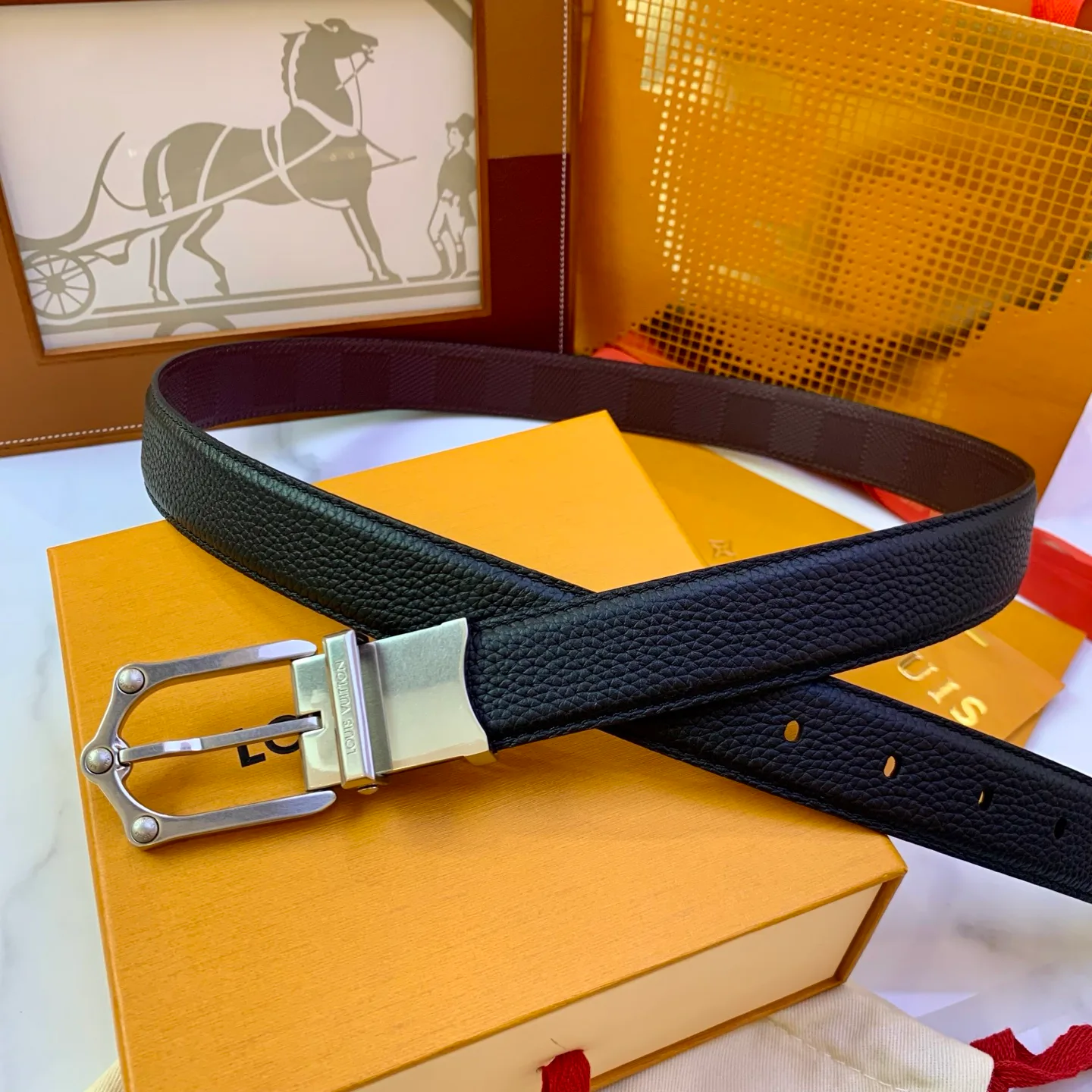 Ремни Louis Vuitton 17638910