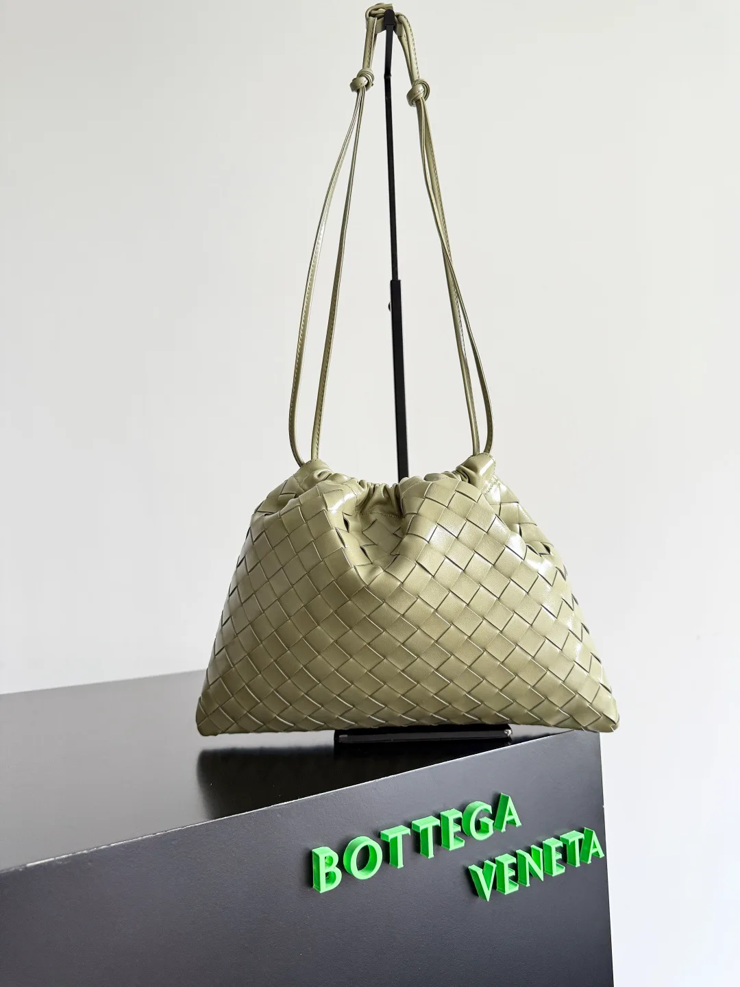 Сумки На Ремне Женские Bottega Veneta 11255450