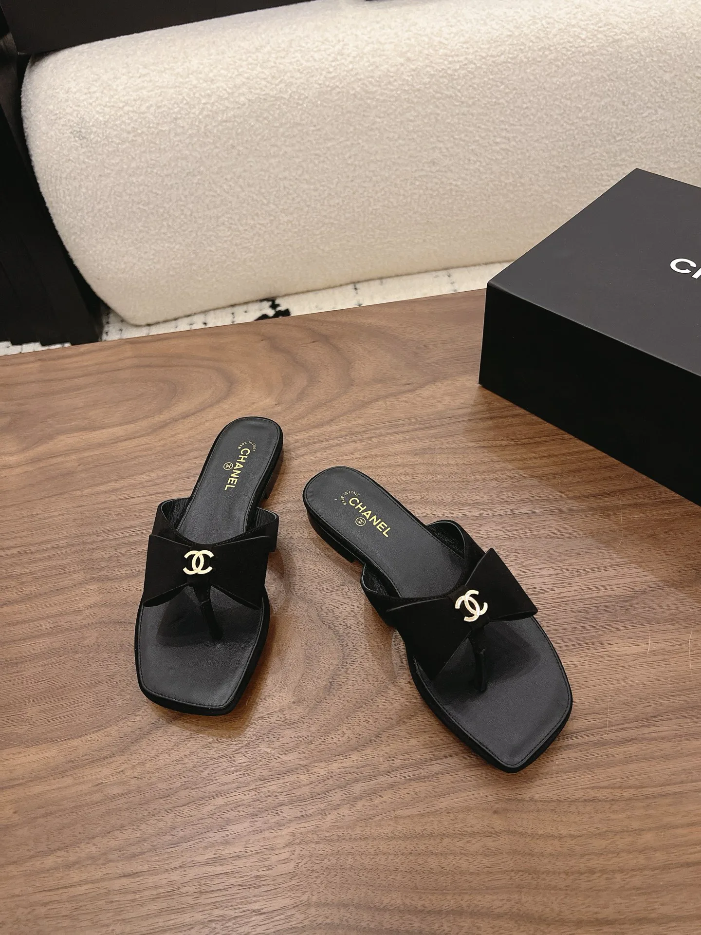 Шлепанцы Женские Chanel 16944159