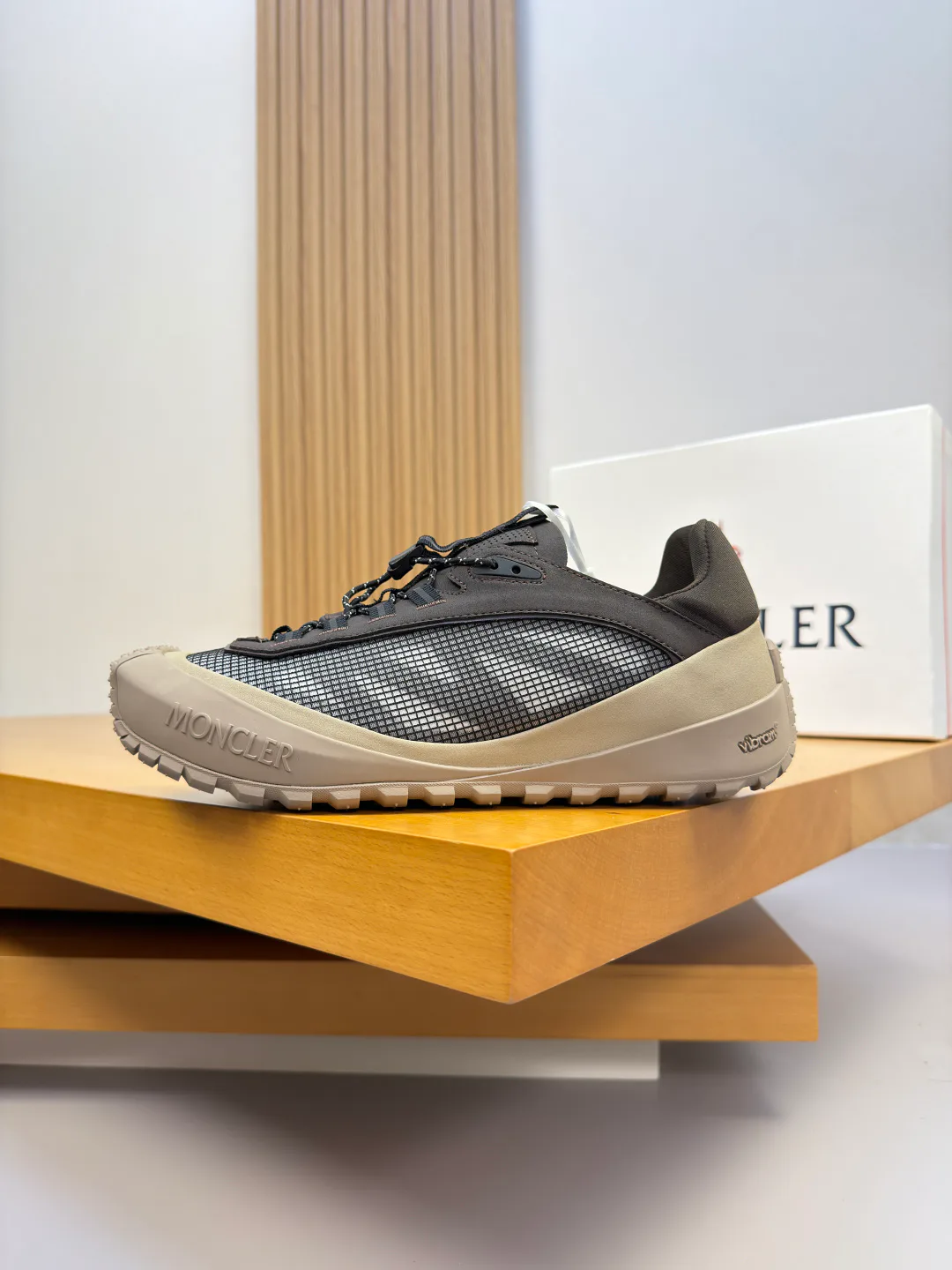 Кроссовки Мужские Moncler 18142539