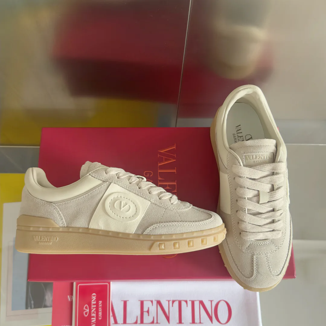 Кроссовки Женские Valentino 34610