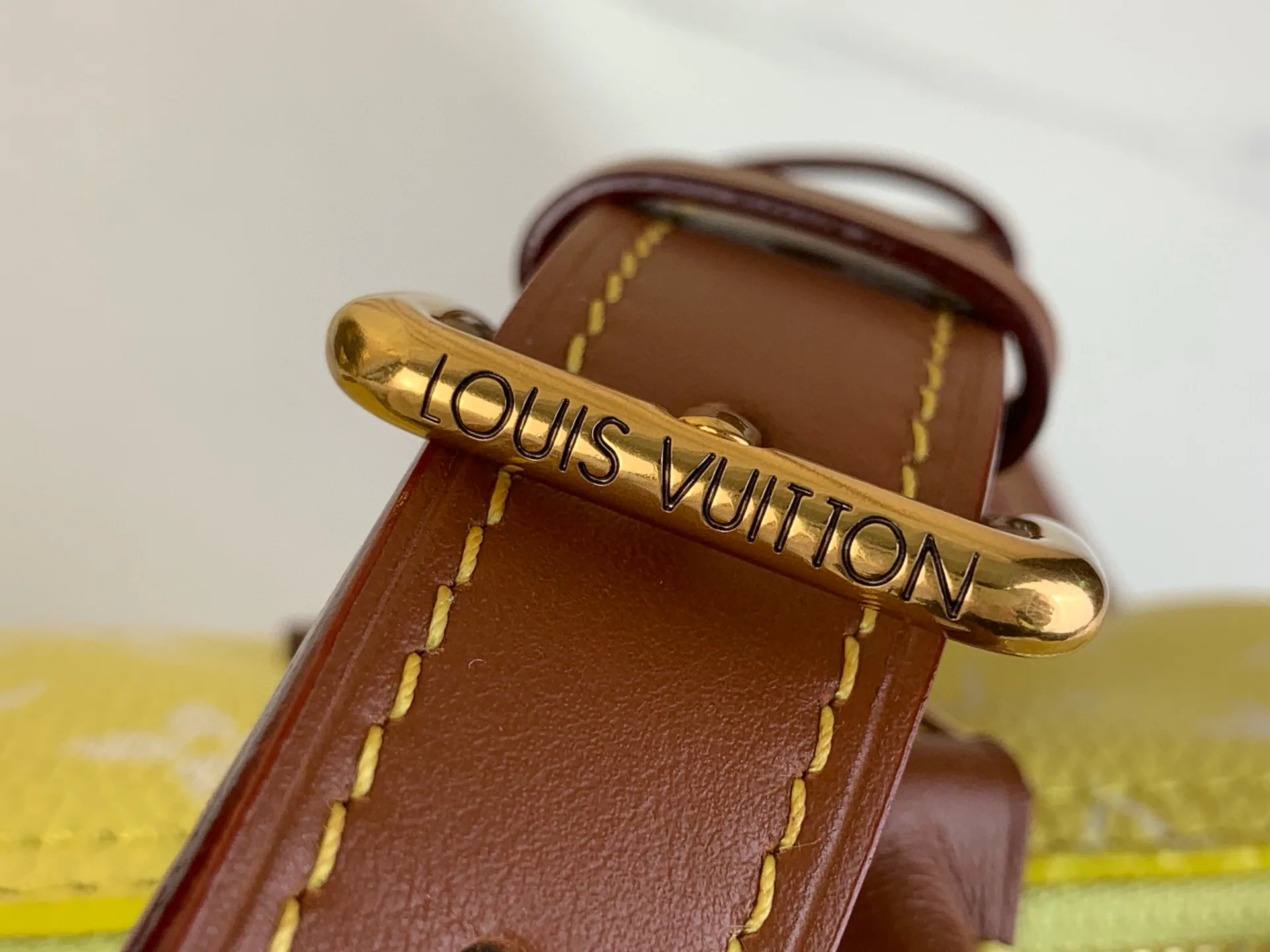 Сумки На Ремне Женские Louis Vuitton 81308