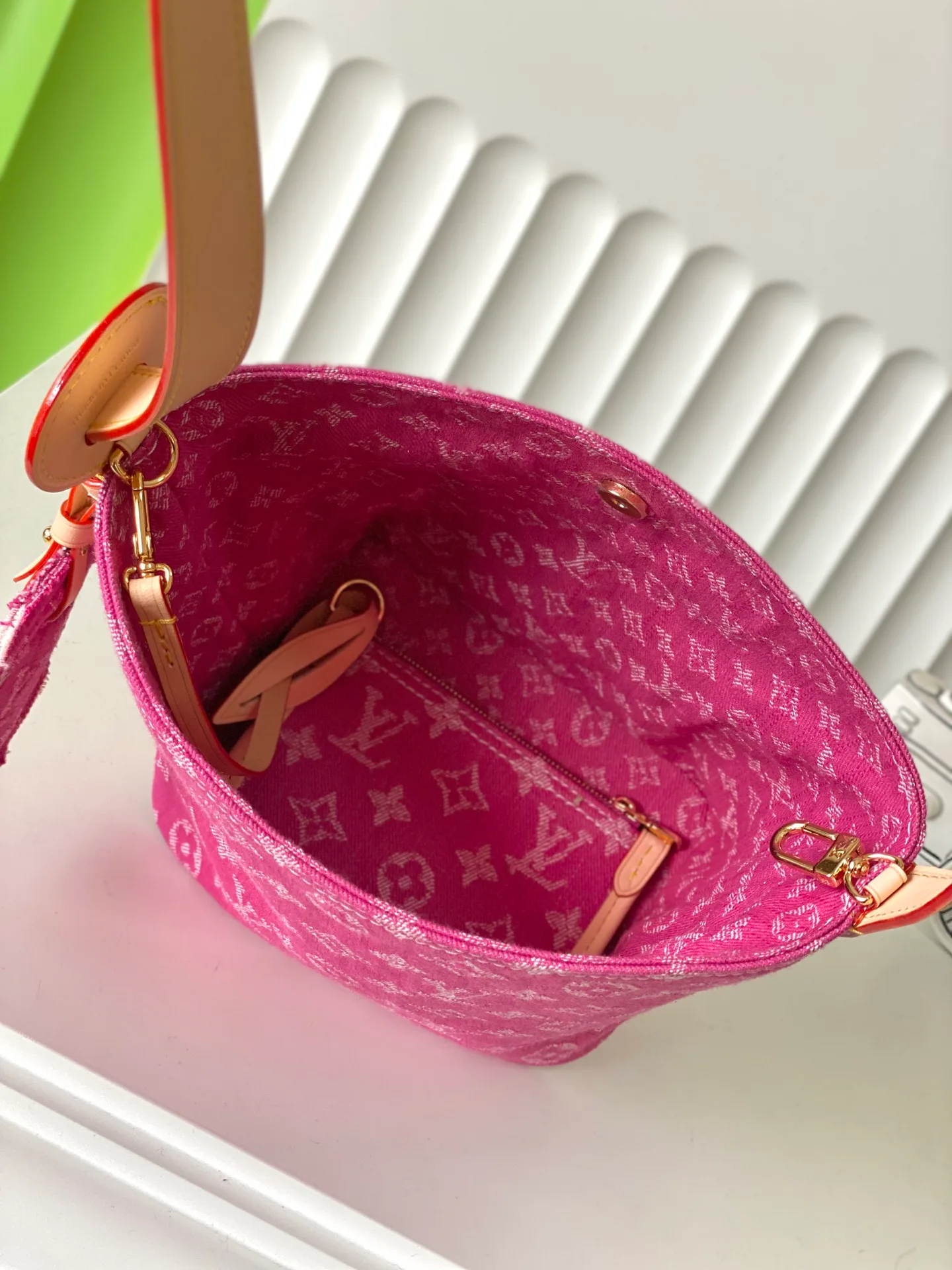 Классические Сумки Женские Louis Vuitton 13368510