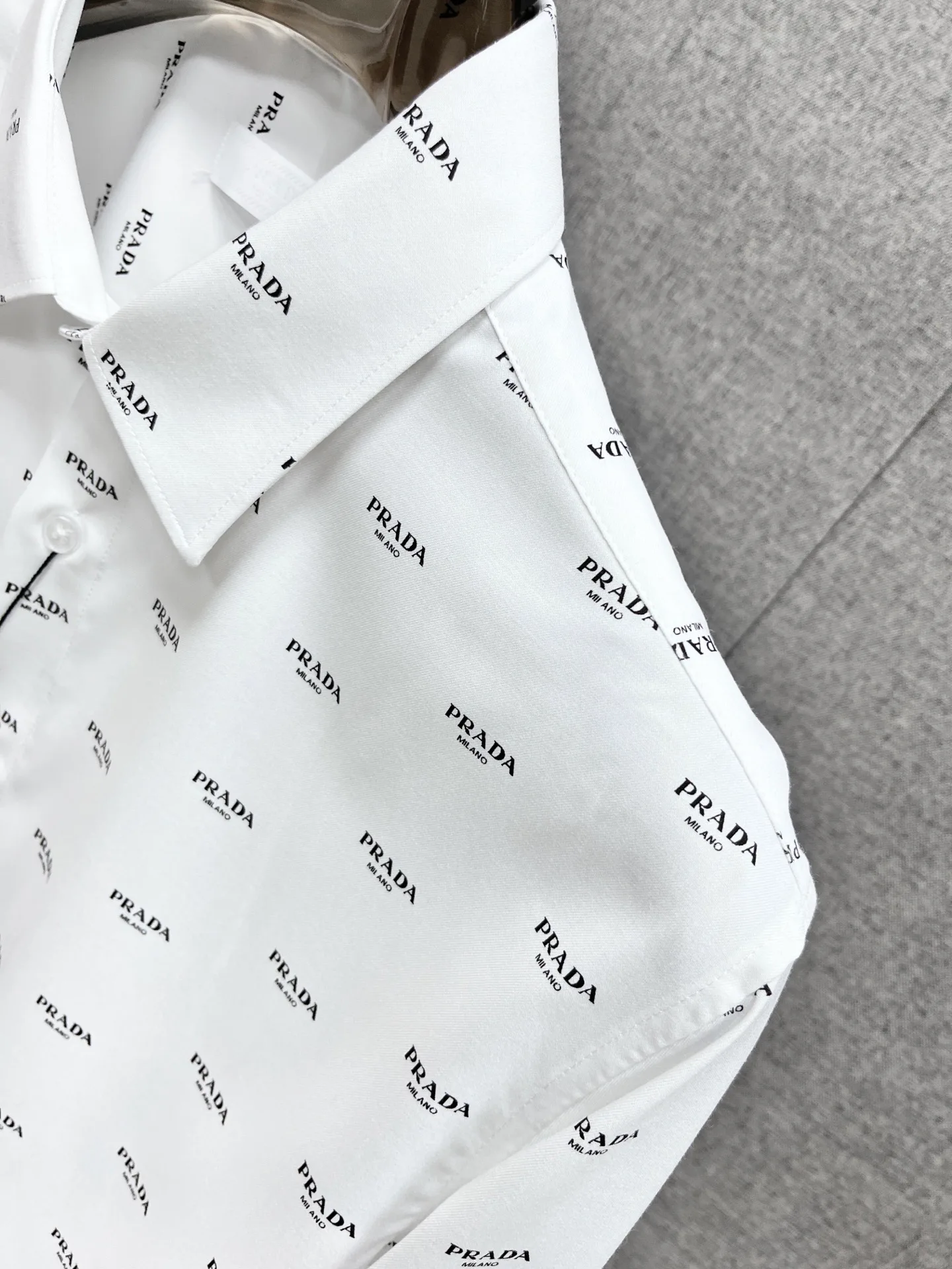 Рубашки Мужские Prada 13327556
