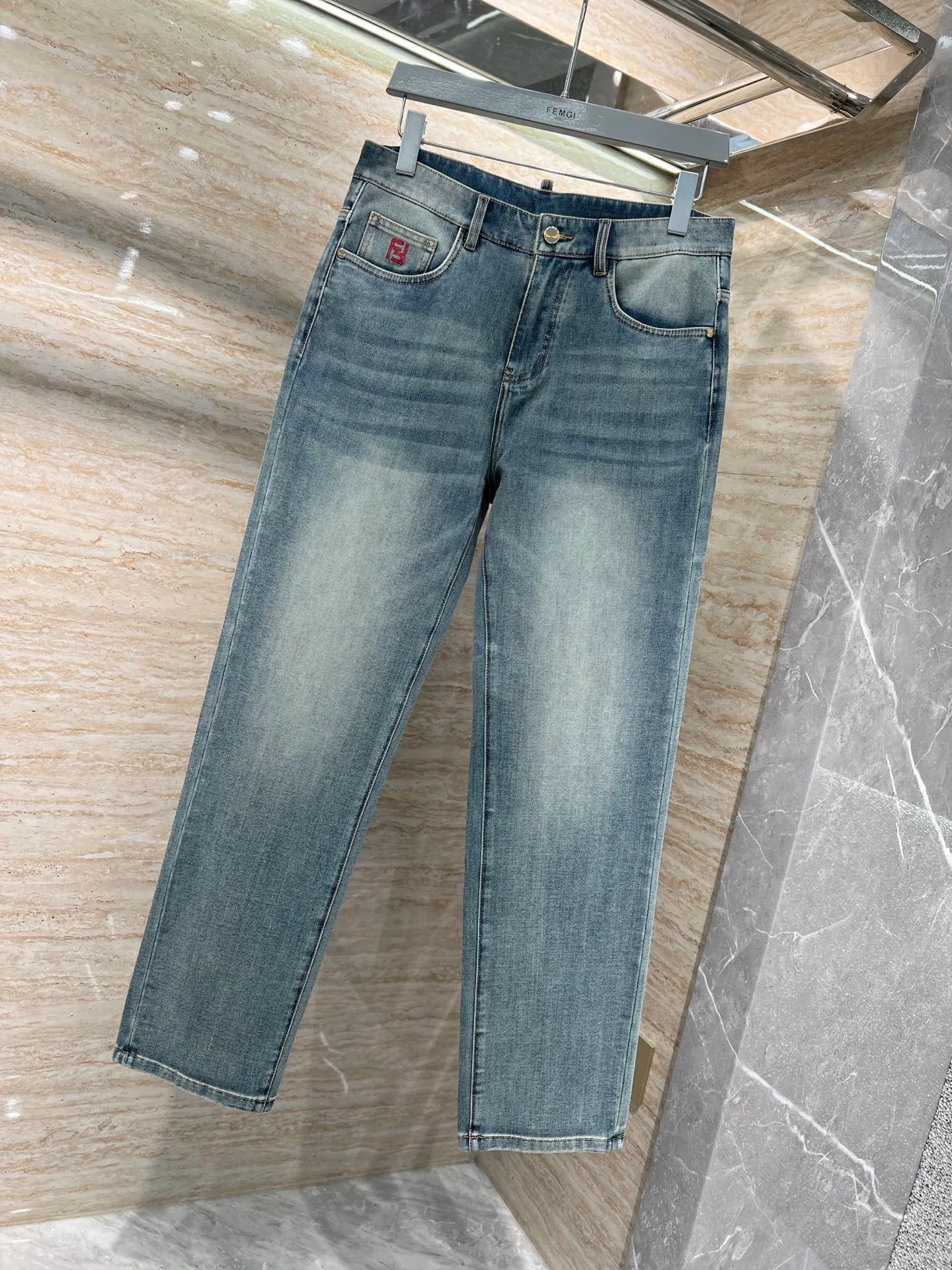 Джинсы Женские Fendi 10610583
