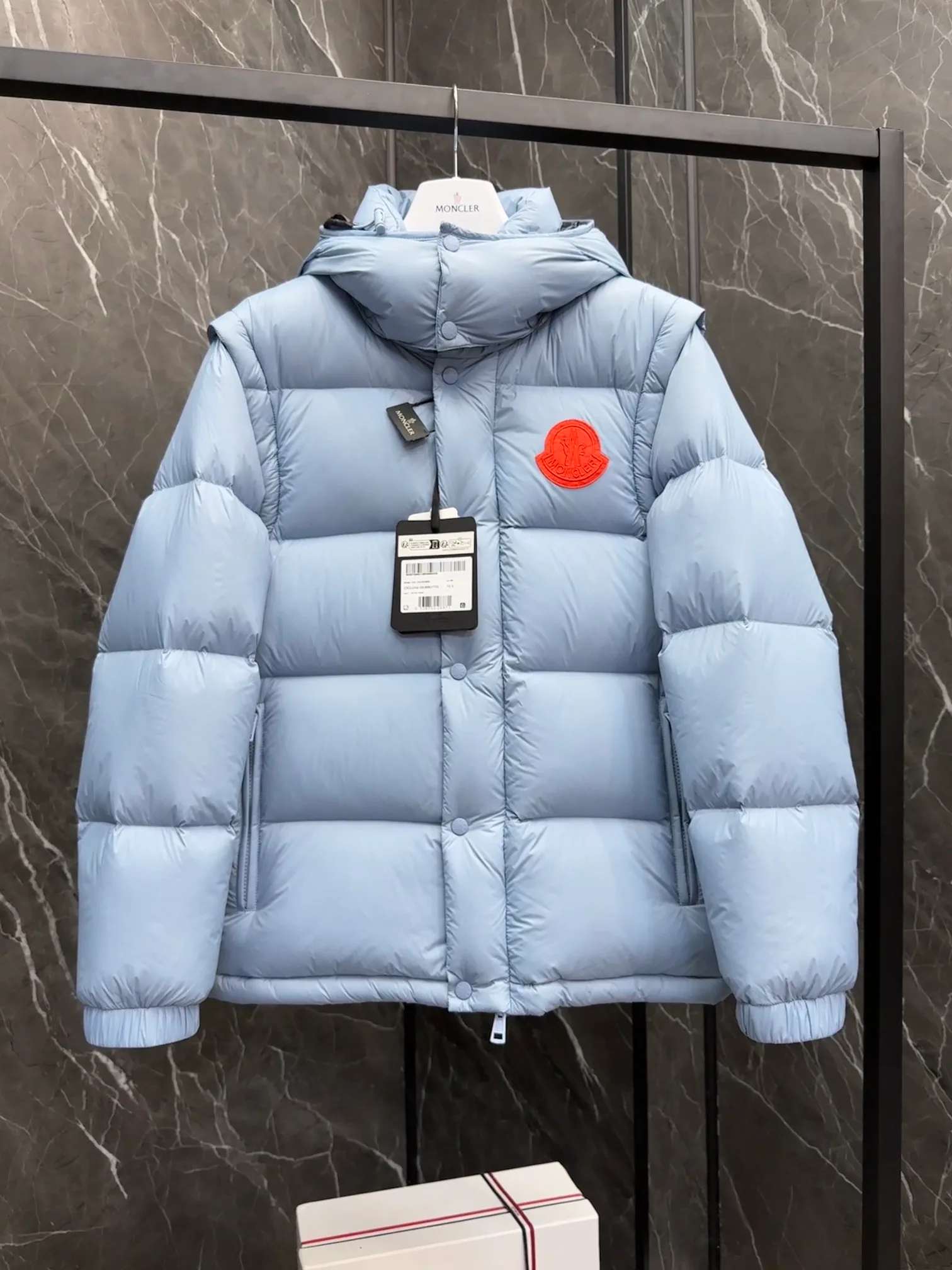 Куртки И Пуховики Женские Moncler 19648466