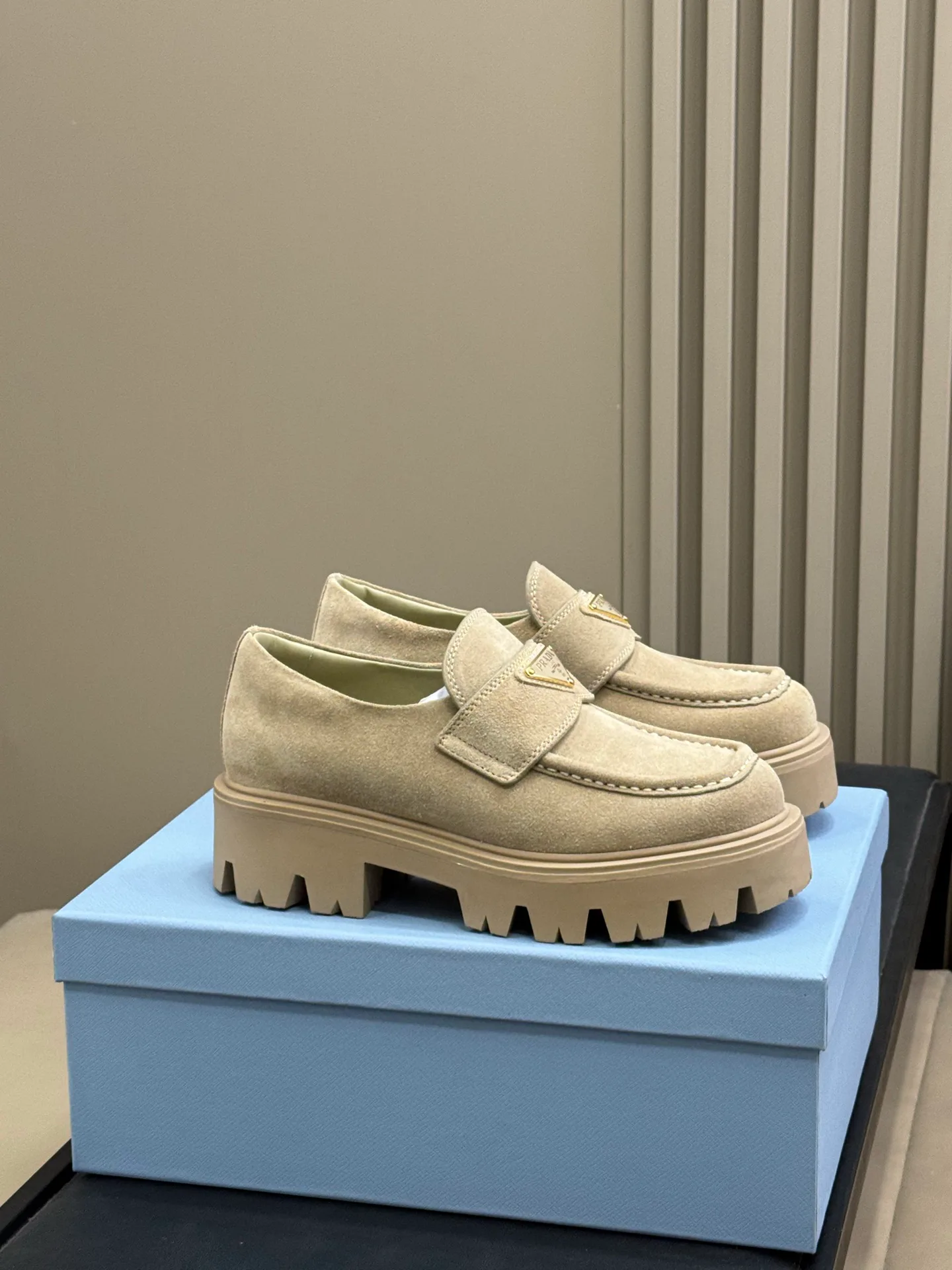 Лоферы И Мокасины Женские Prada 9134086