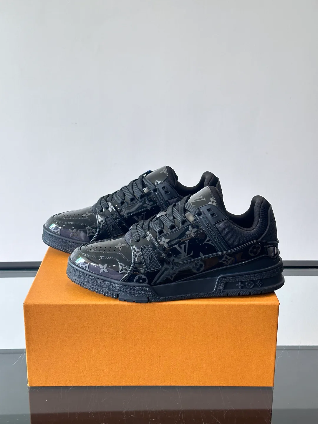 Кроссовки Мужские Louis Vuitton 955829