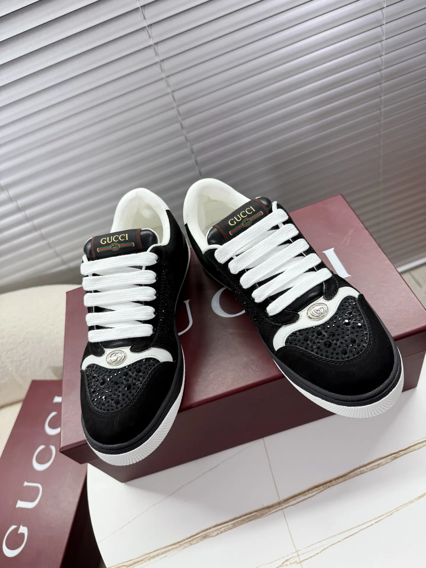 Кроссовки Женские Gucci 17451083