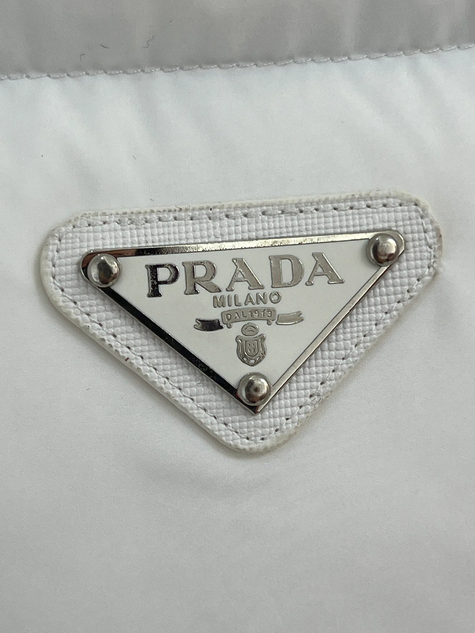 Куртки И Пуховики Женские Prada 17904153