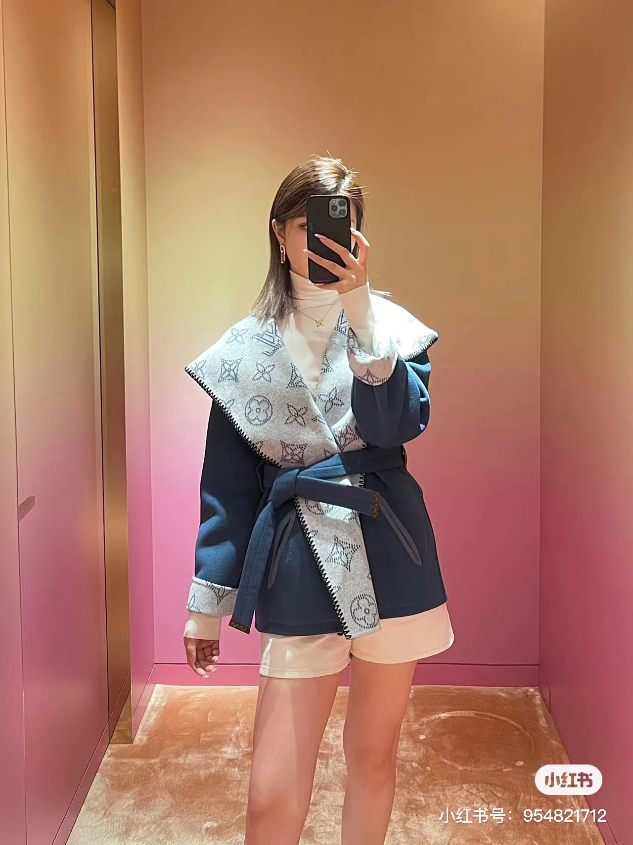 Пальто Женские Louis Vuitton 18601485