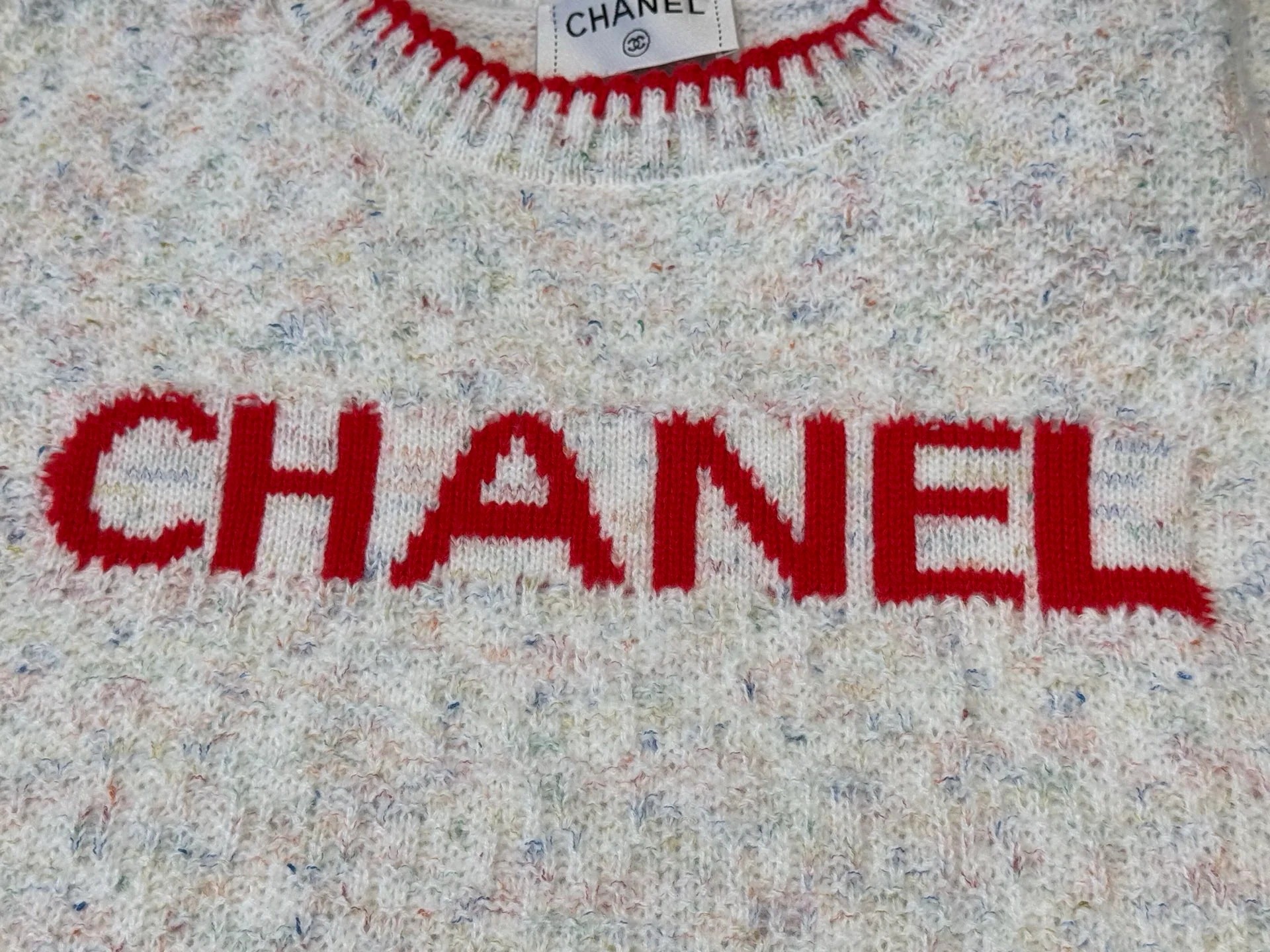 Джемперы И Свитеры Женские Chanel 3800617