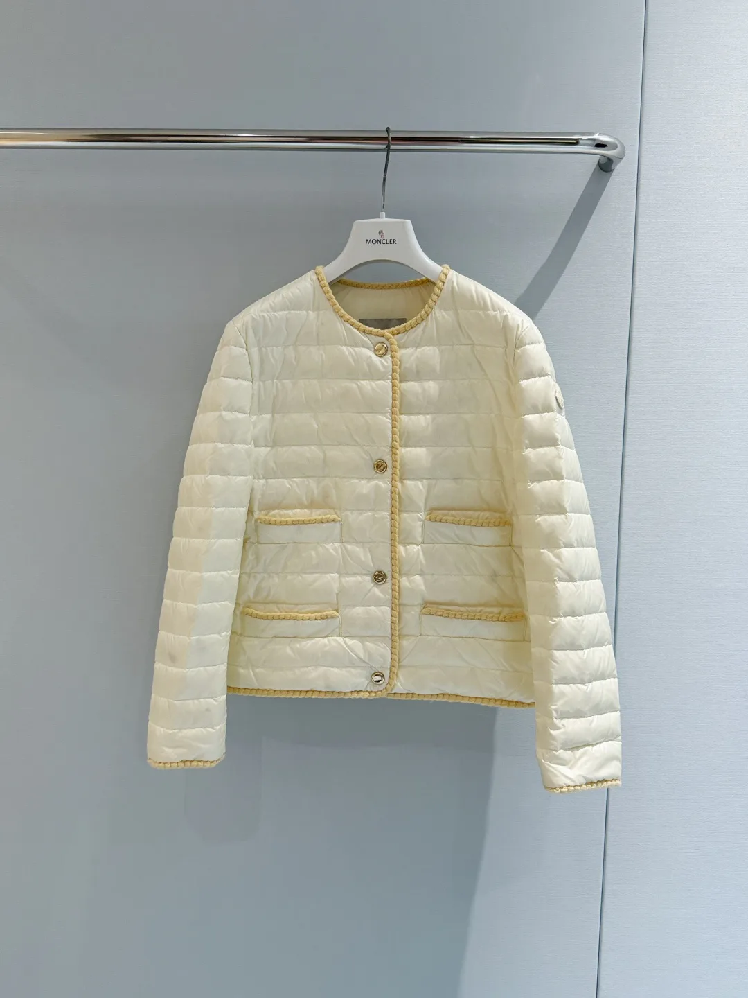 Куртки И Пуховики Женские Moncler 18184935