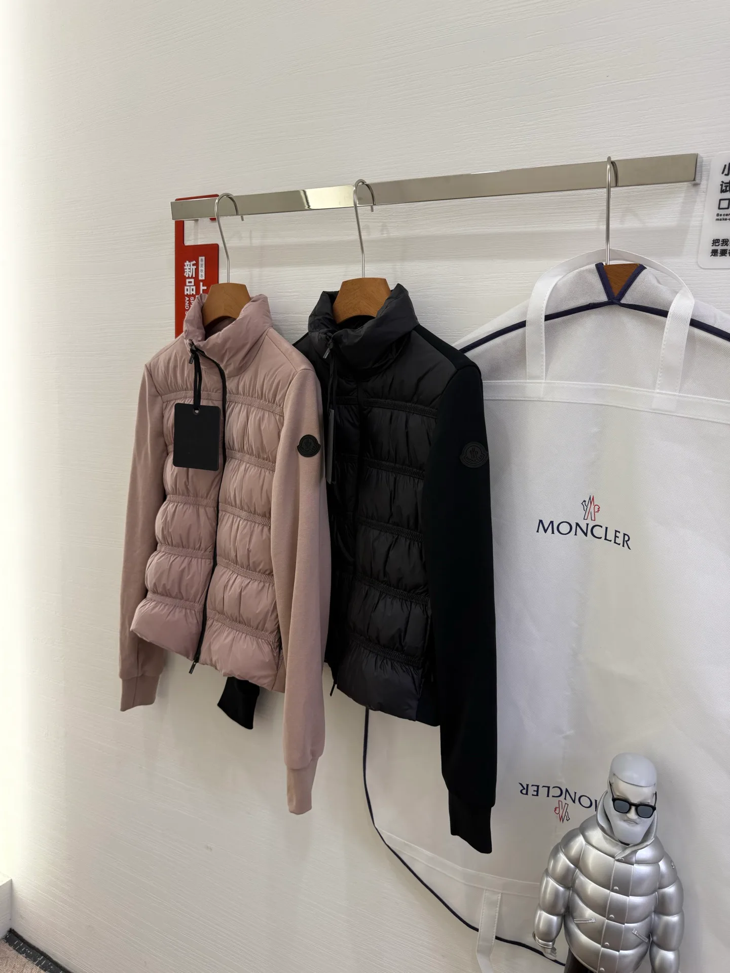 Куртки И Пуховики Женские Moncler 17918899