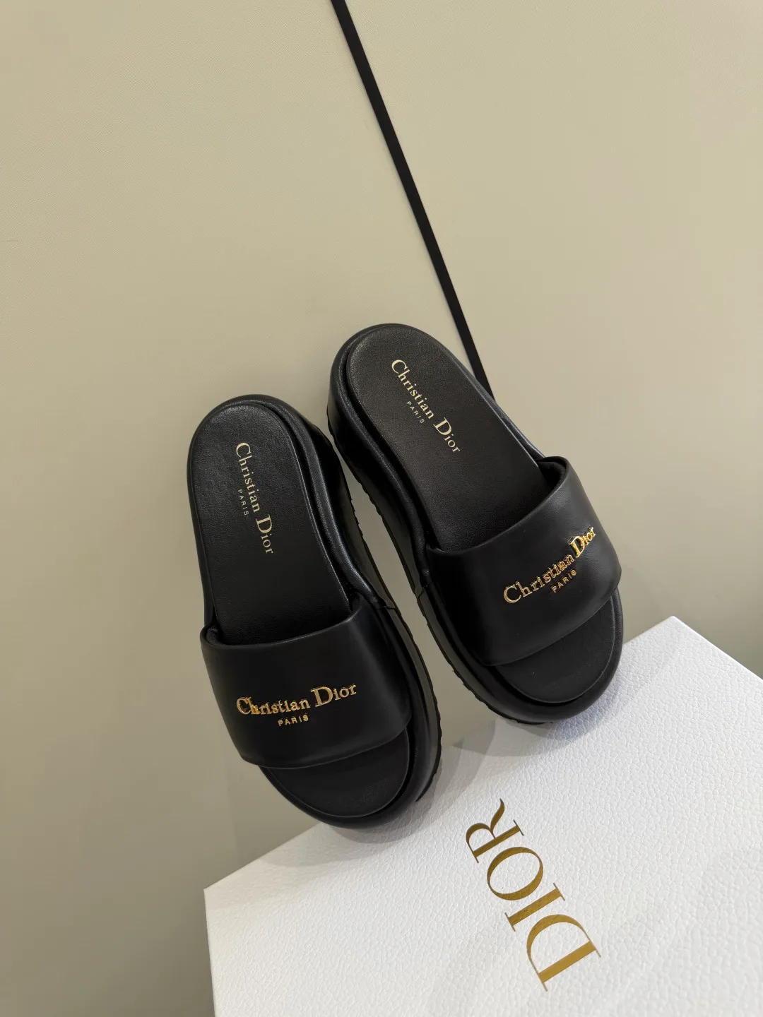 Шлепанцы Женские Christian Dior 11497629